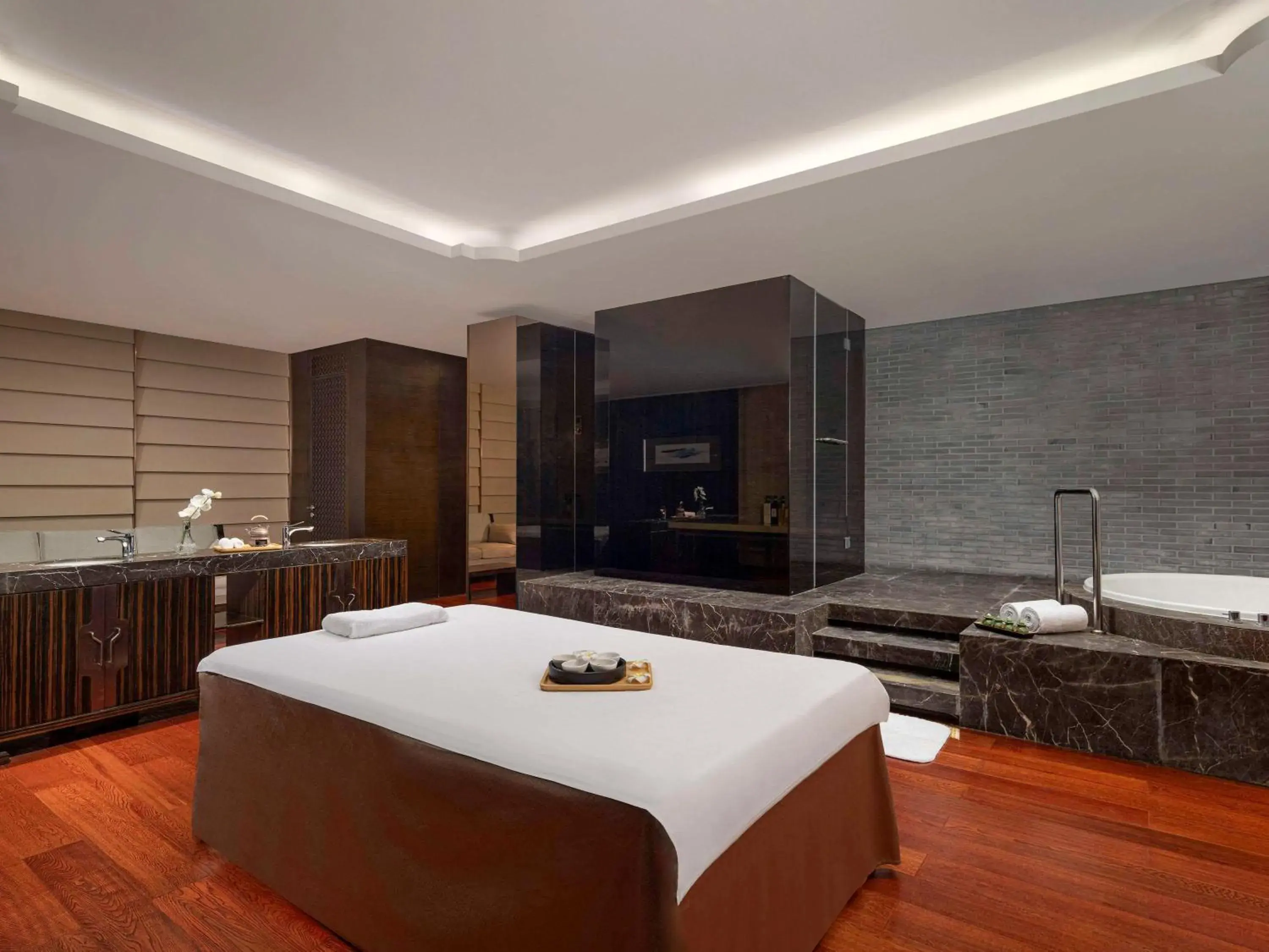 Spa and wellness centre/facilities, Bed in Pullman Haining Spa and wellness centre/facilities, Bed in Pullman Haining