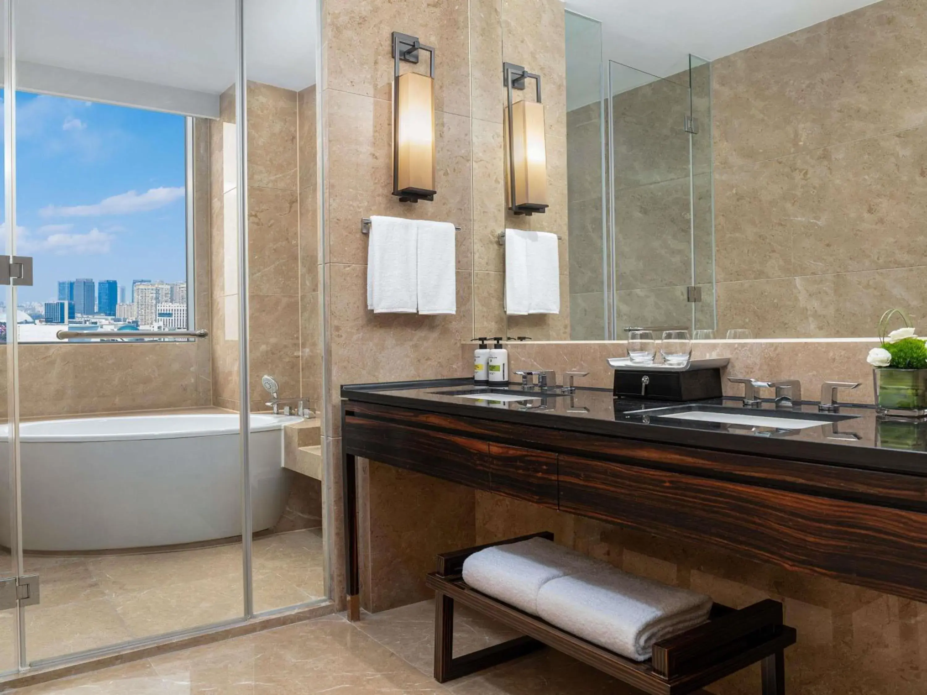 Bedroom in Pullman Haining Bedroom in Pullman Haining