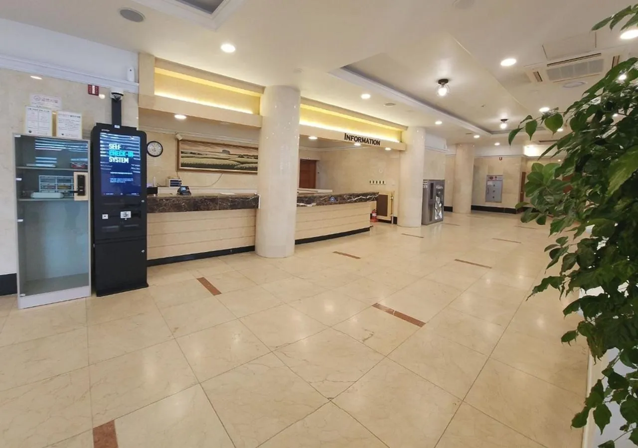 Jeju Parkside Tourist Hotel