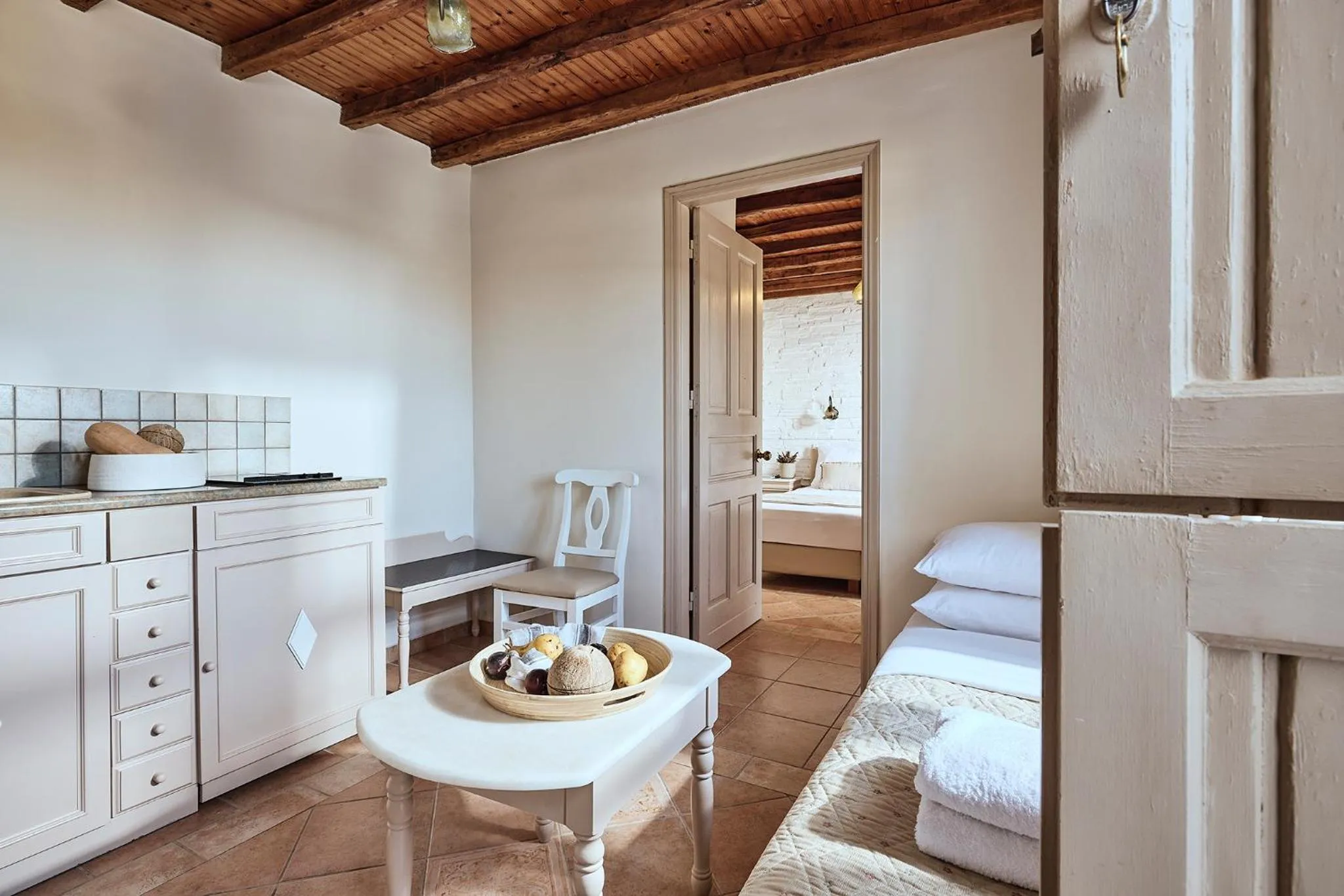 Photo of the whole room, Bed in Naxos Magic Village