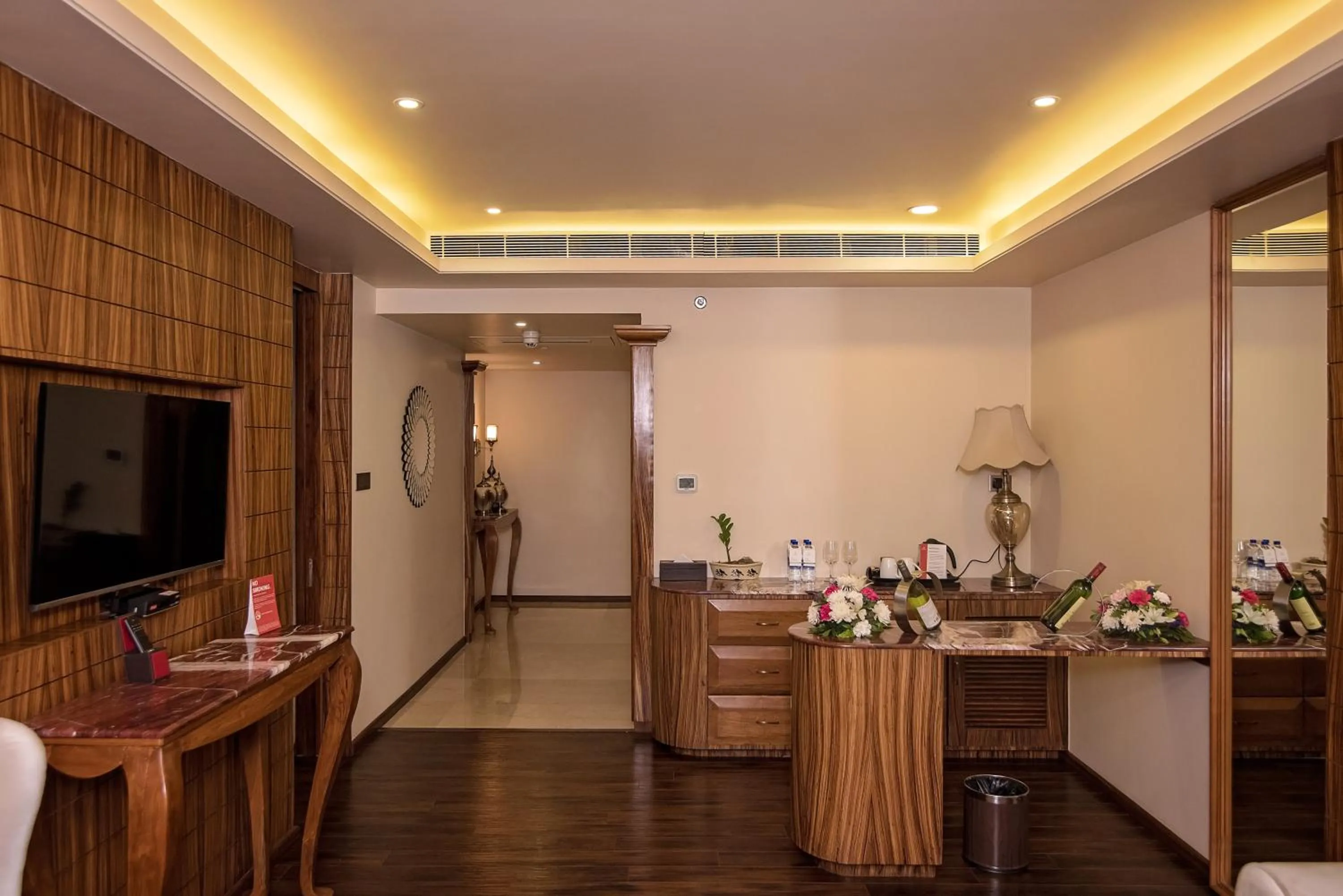 Shakun Hotels And Resorts