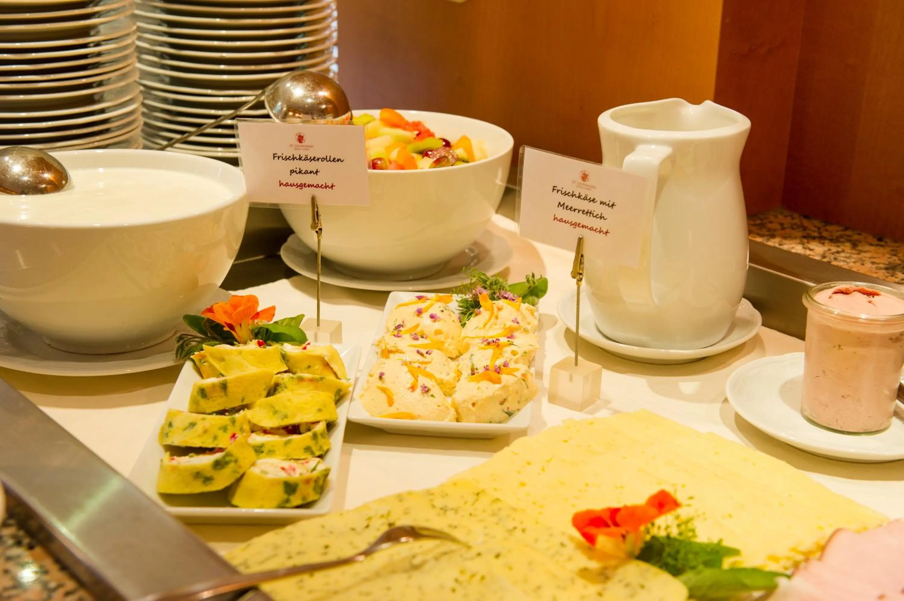 Buffet breakfast in Hotel Sankt Leonhard - Dein Wohlfühlort zum Loslassen und Kraftschöpfen