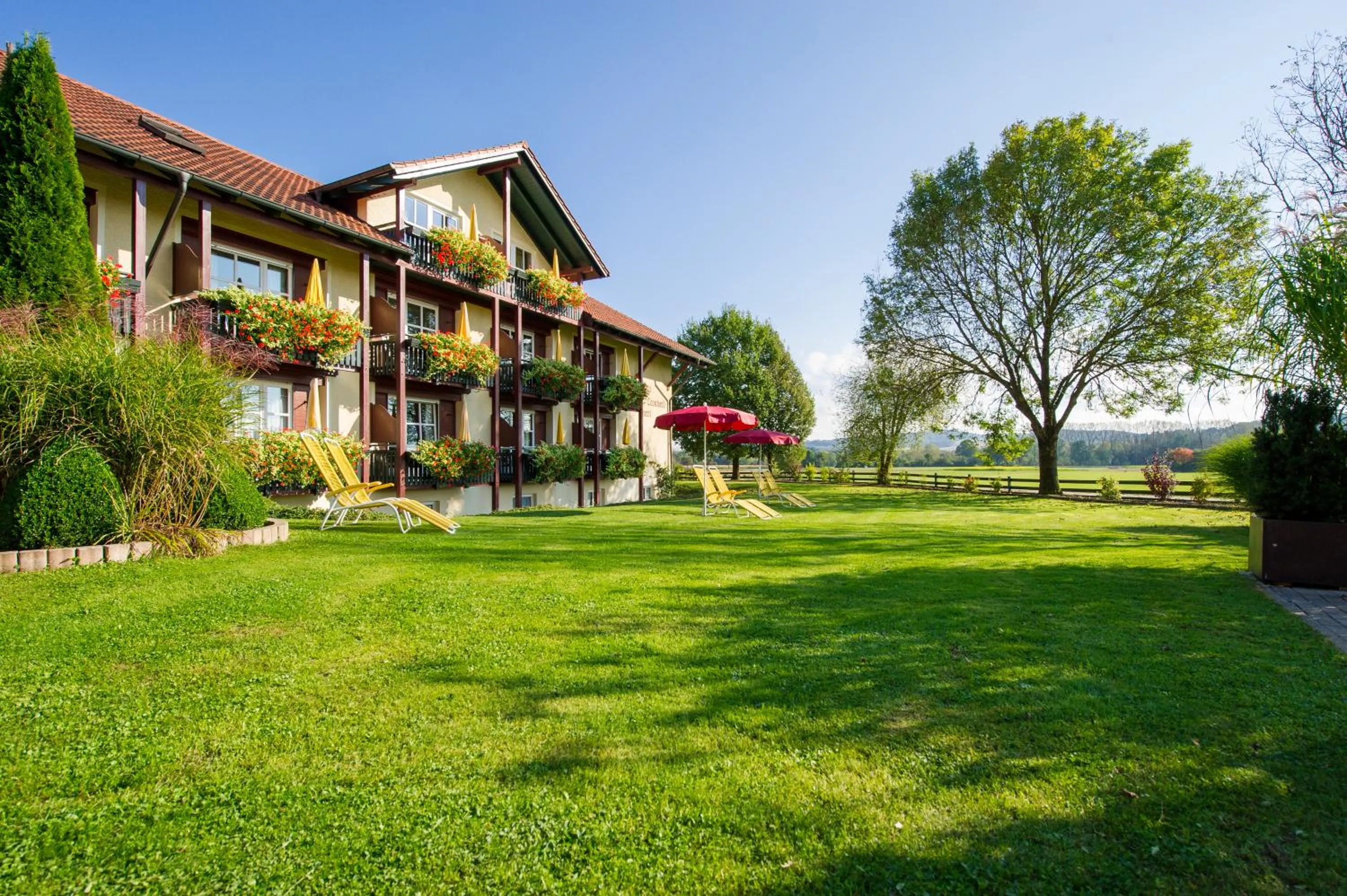 Property building in Hotel Sankt Leonhard - Dein Wohlfühlort zum Loslassen und Kraftschöpfen