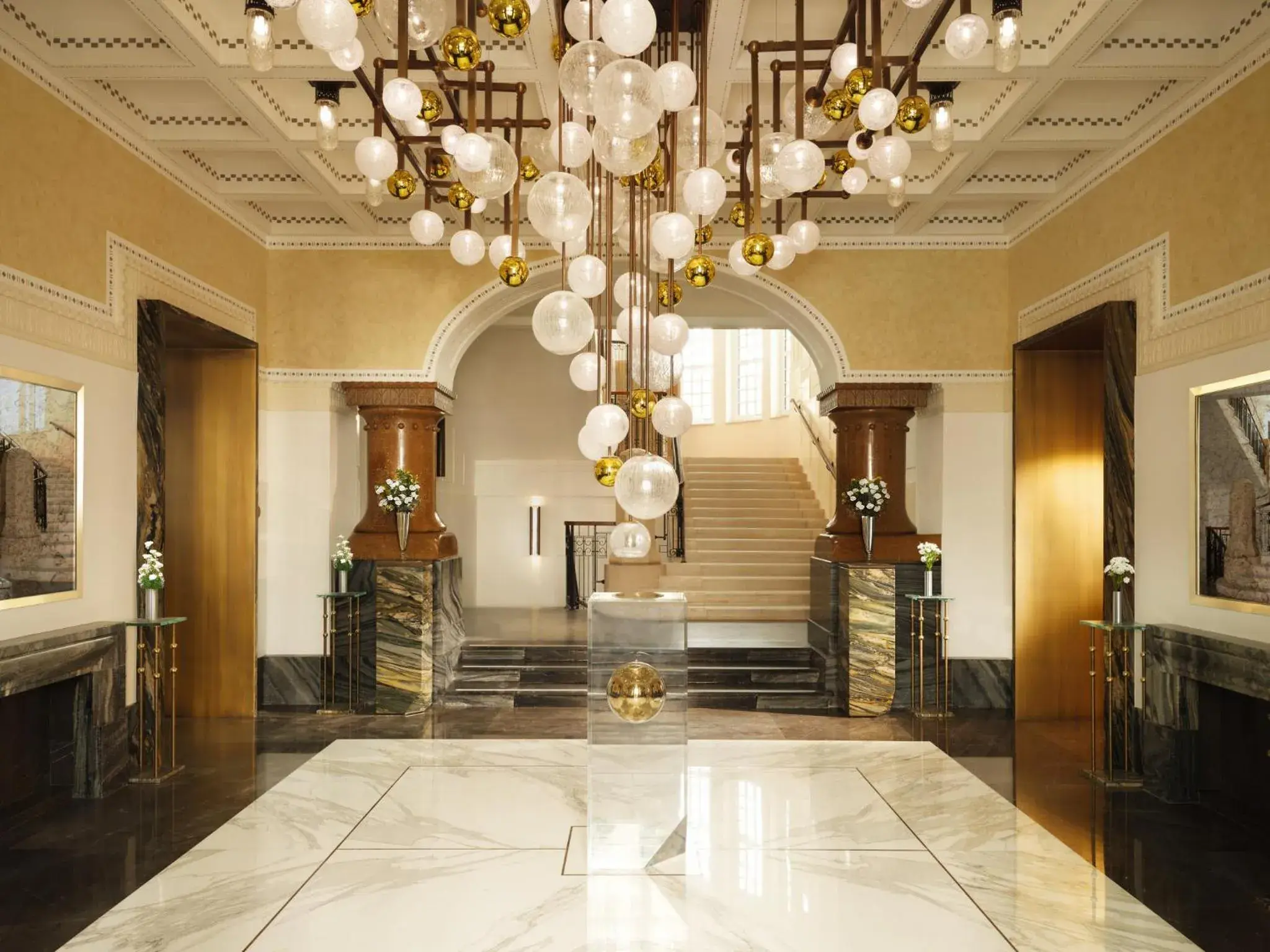 Facade/entrance in Mandarin Oriental, Vienna Facade/entrance in Mandarin Oriental, Vienna