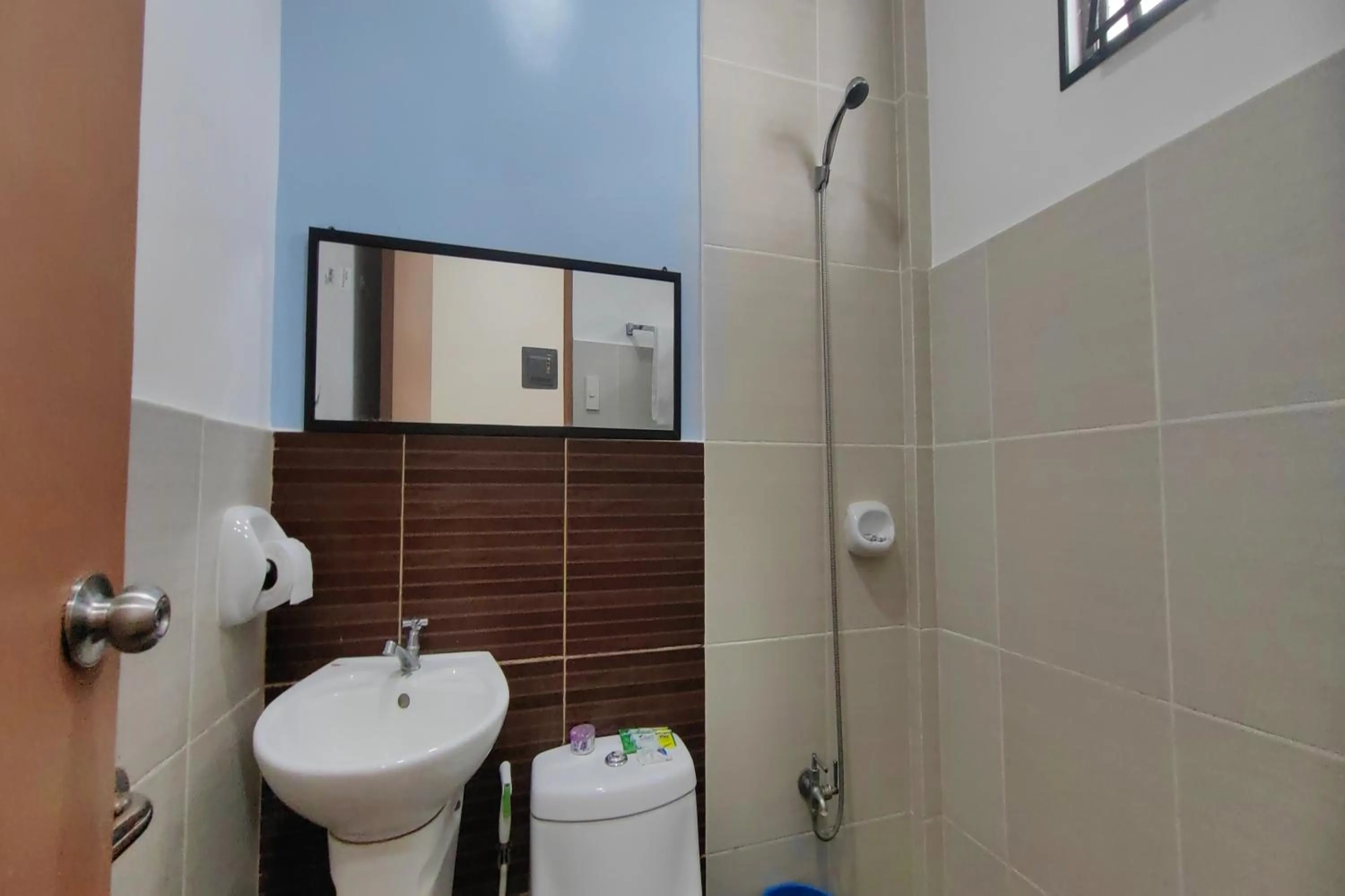 Bathroom in Kamalay Pension House