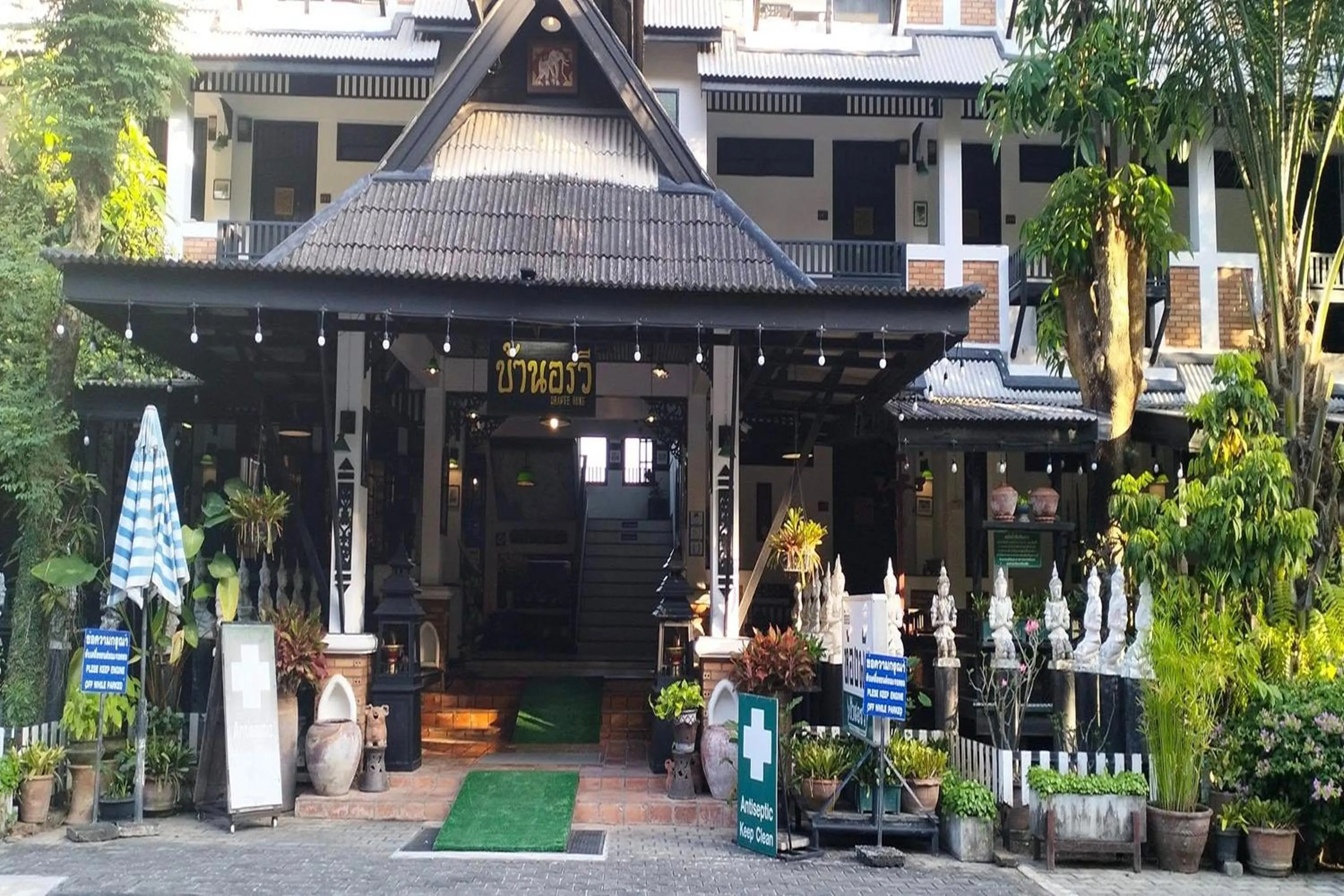 Property building in Baan Orawee Boutique Hotel