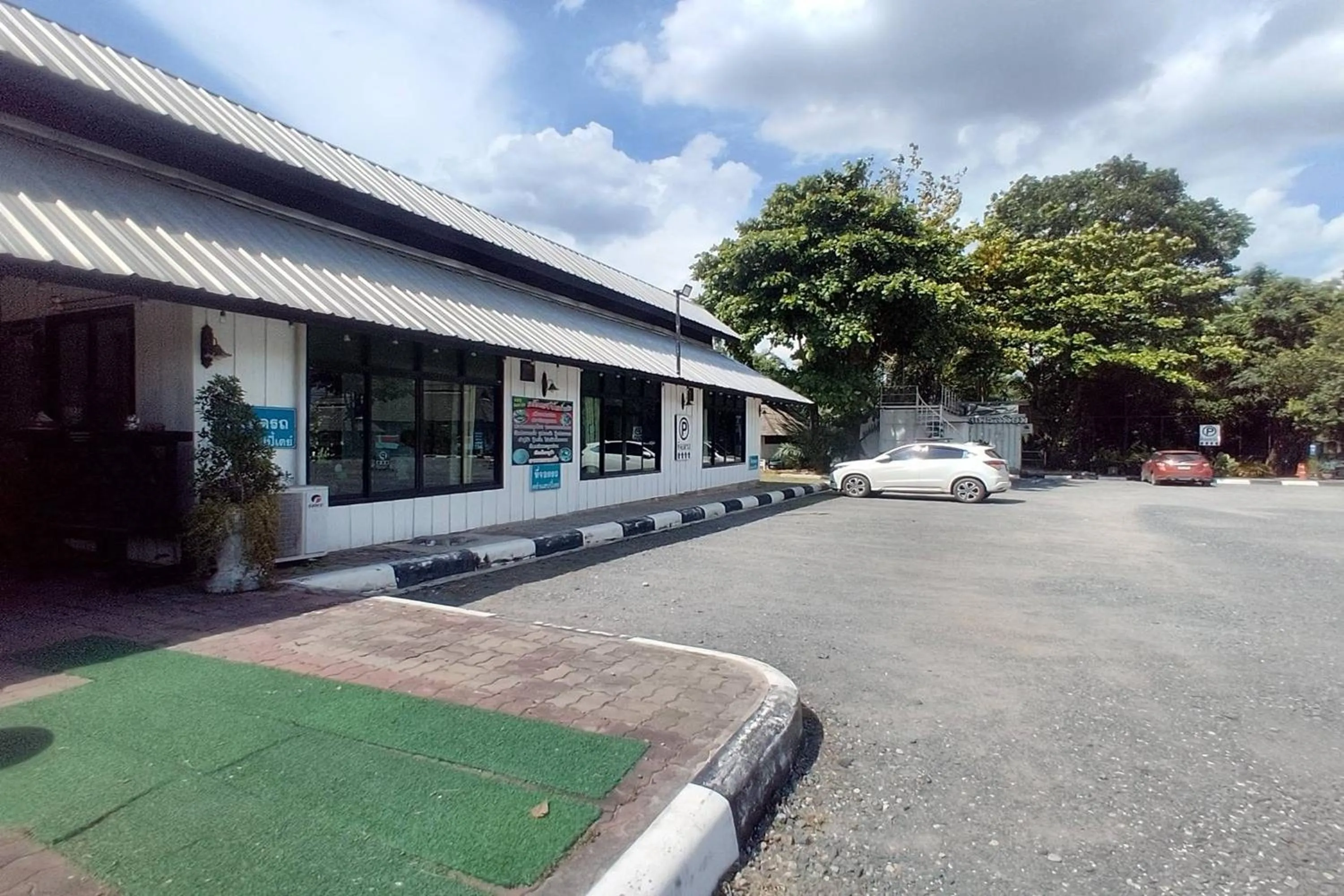 Property building in Baan Orawee Boutique Hotel