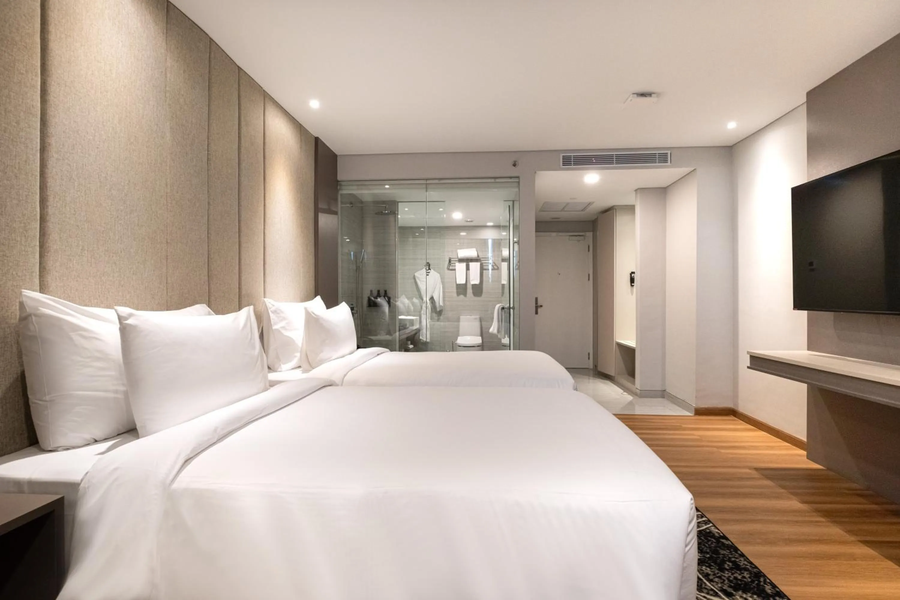 Bedroom, Bed in The Grand Platinum Jakarta