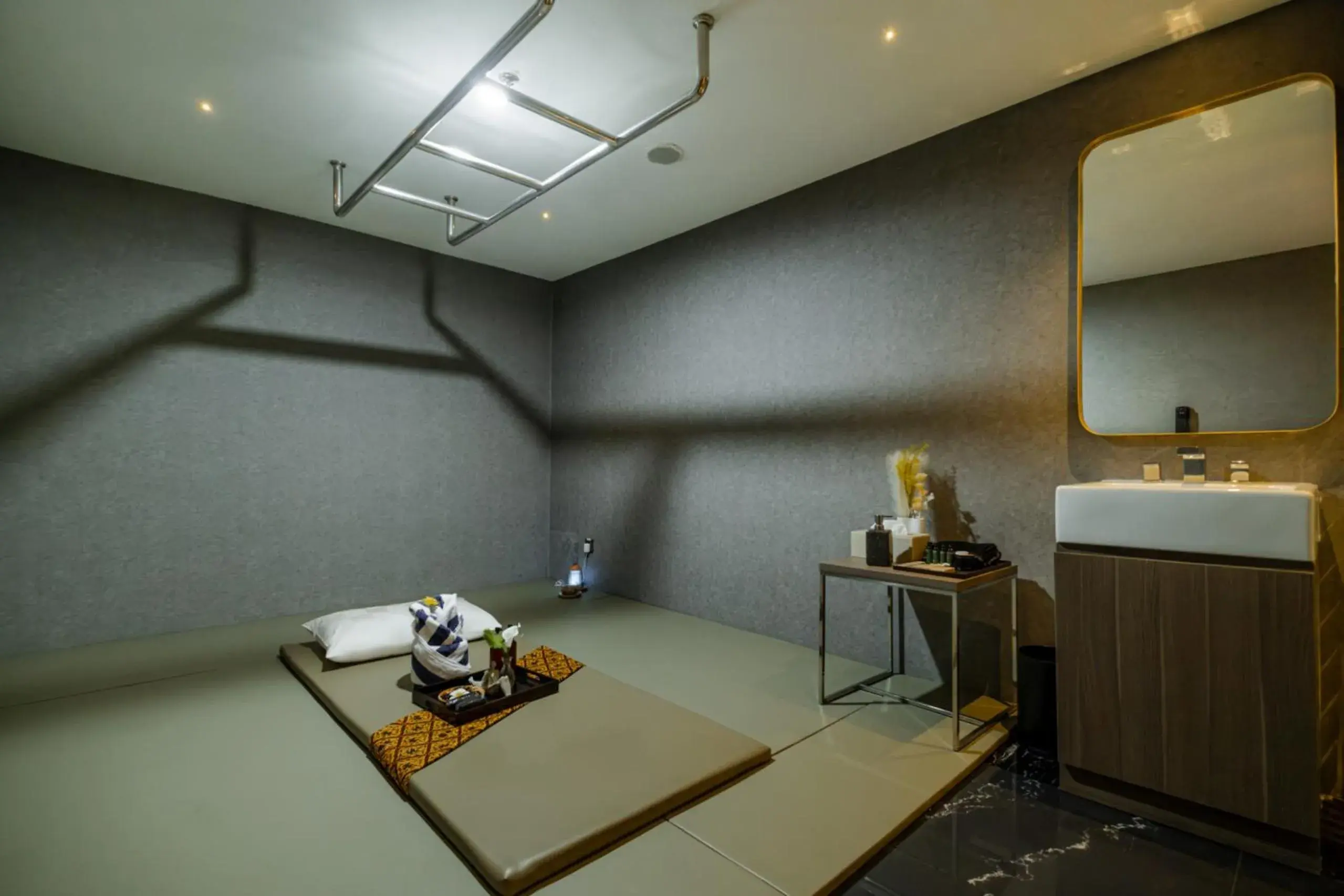 Spa and wellness centre/facilities in The Grand Platinum Jakarta Spa and wellness centre/facilities in The Grand Platinum Jakarta