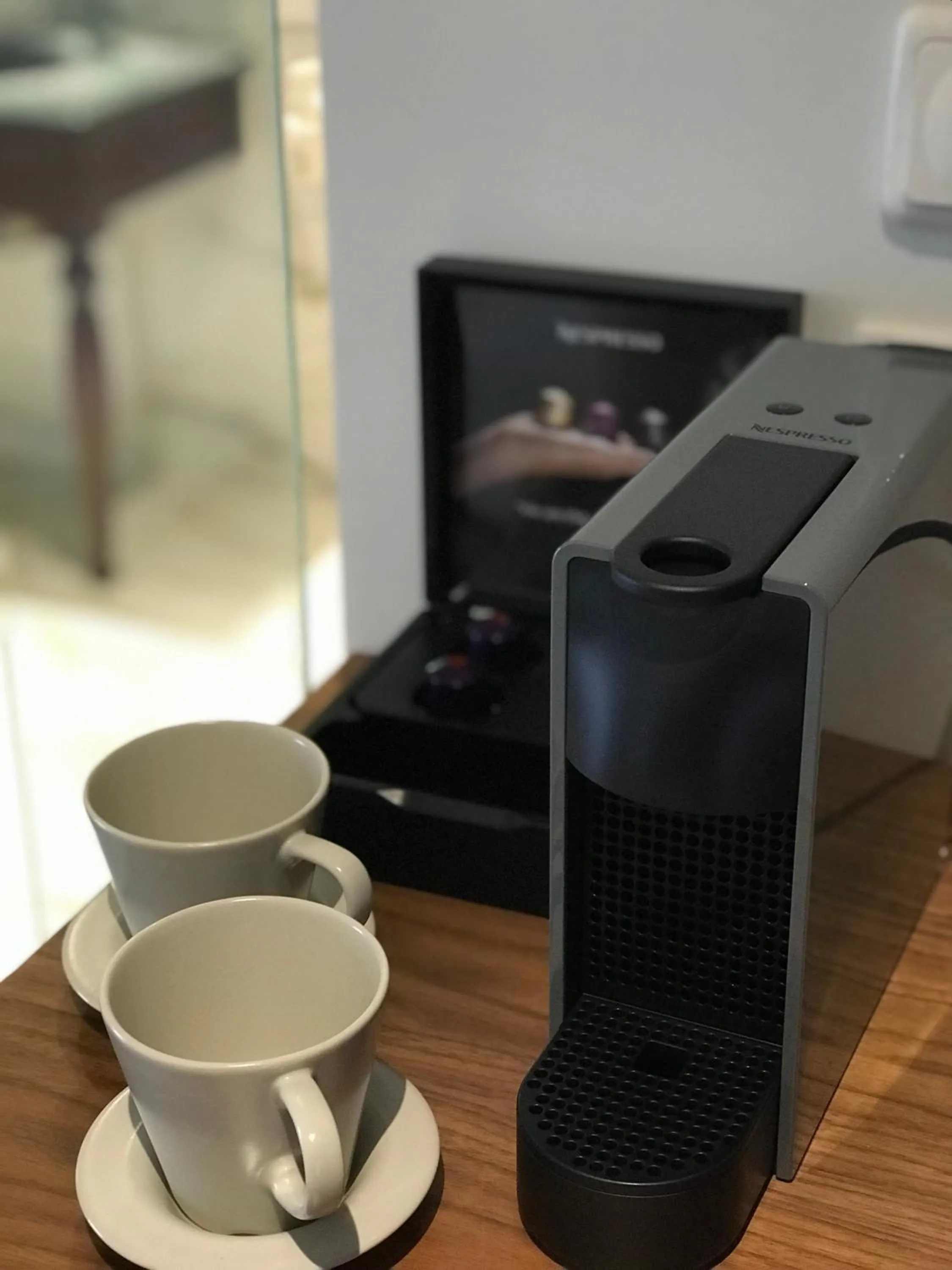 Coffee/tea facilities in Electra Hotel