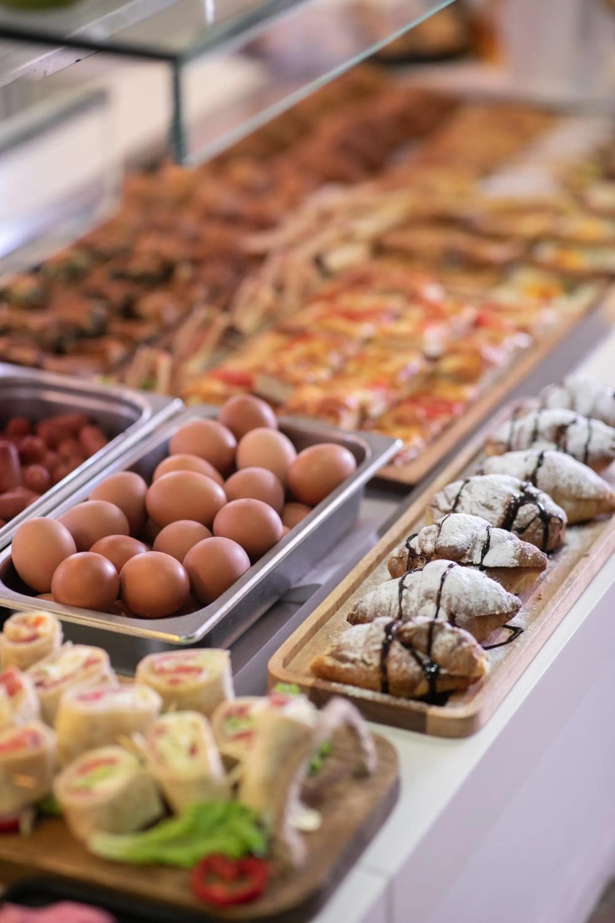 Buffet breakfast in Electra Hotel