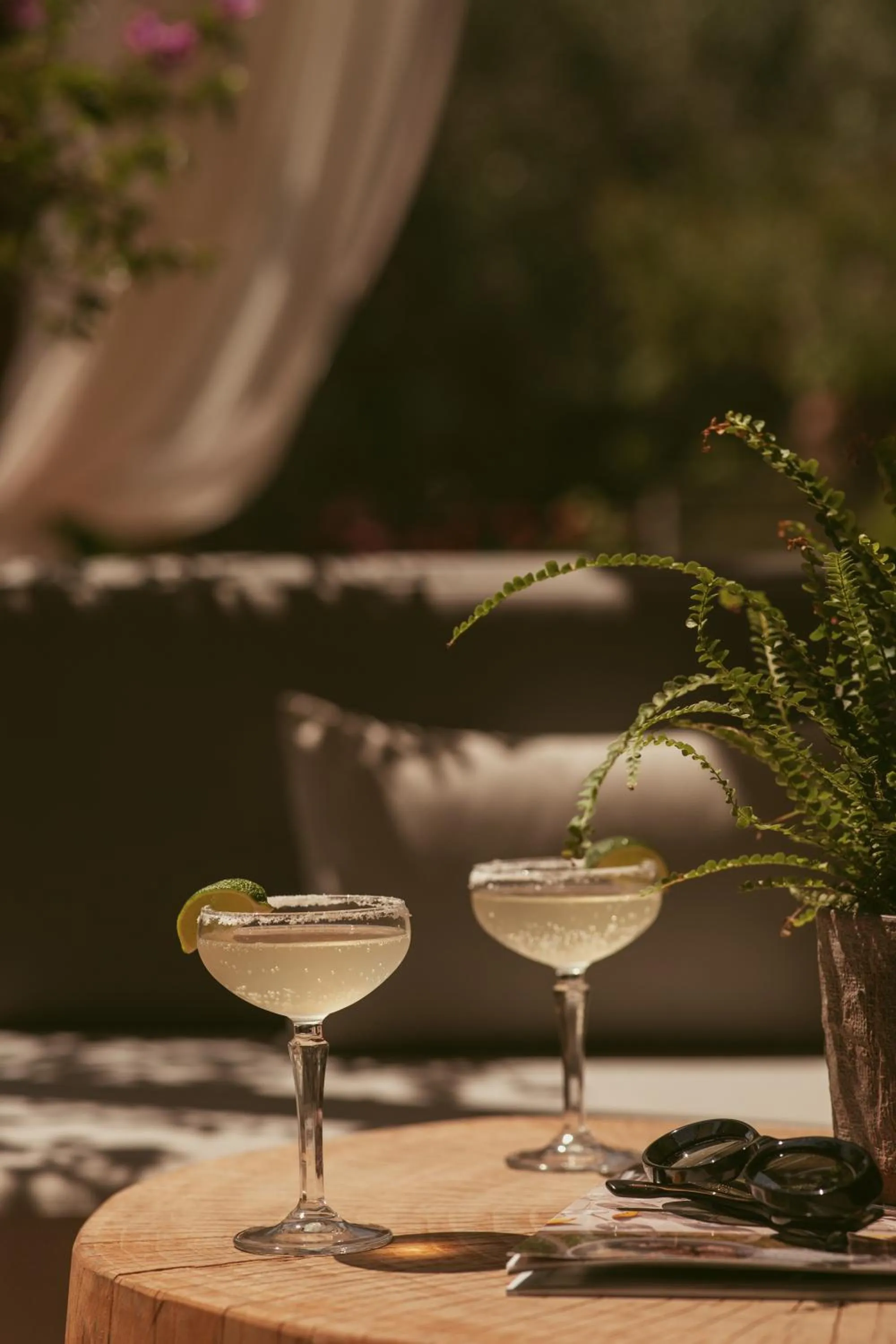 Food and drinks in Electra Hotel