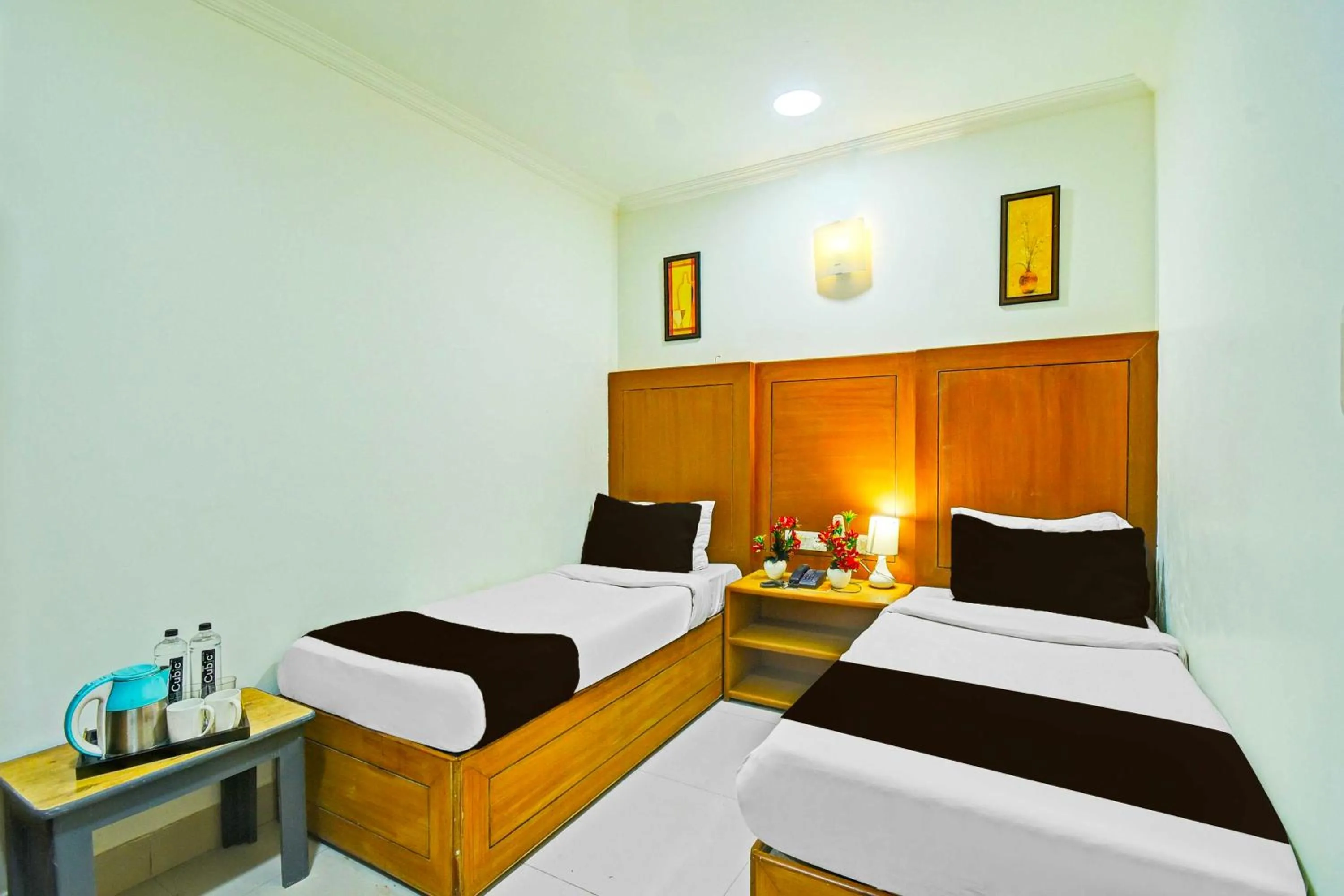 Bedroom, Bed in Collection O JLN Marg