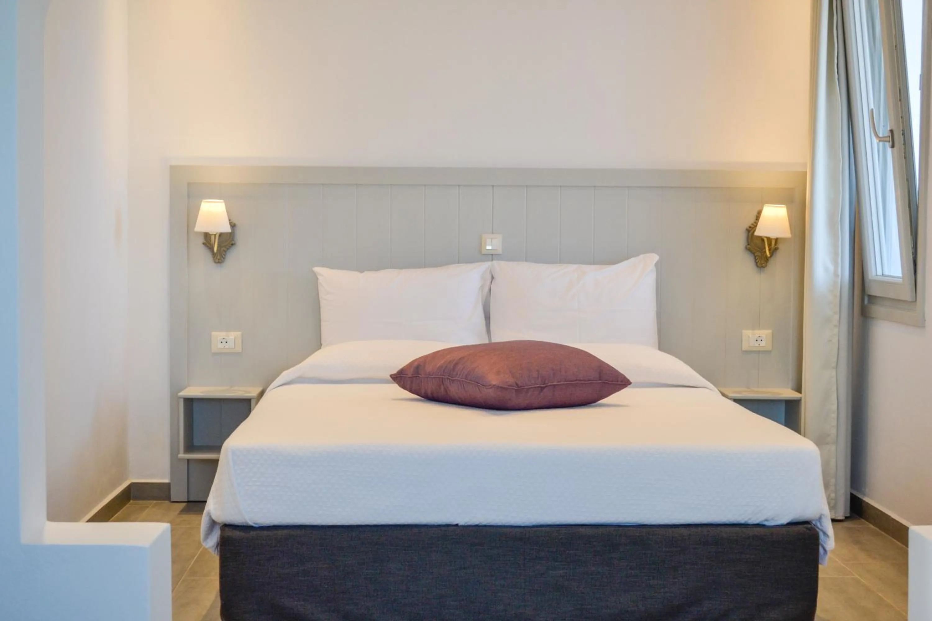 Bed in Alsalos villas