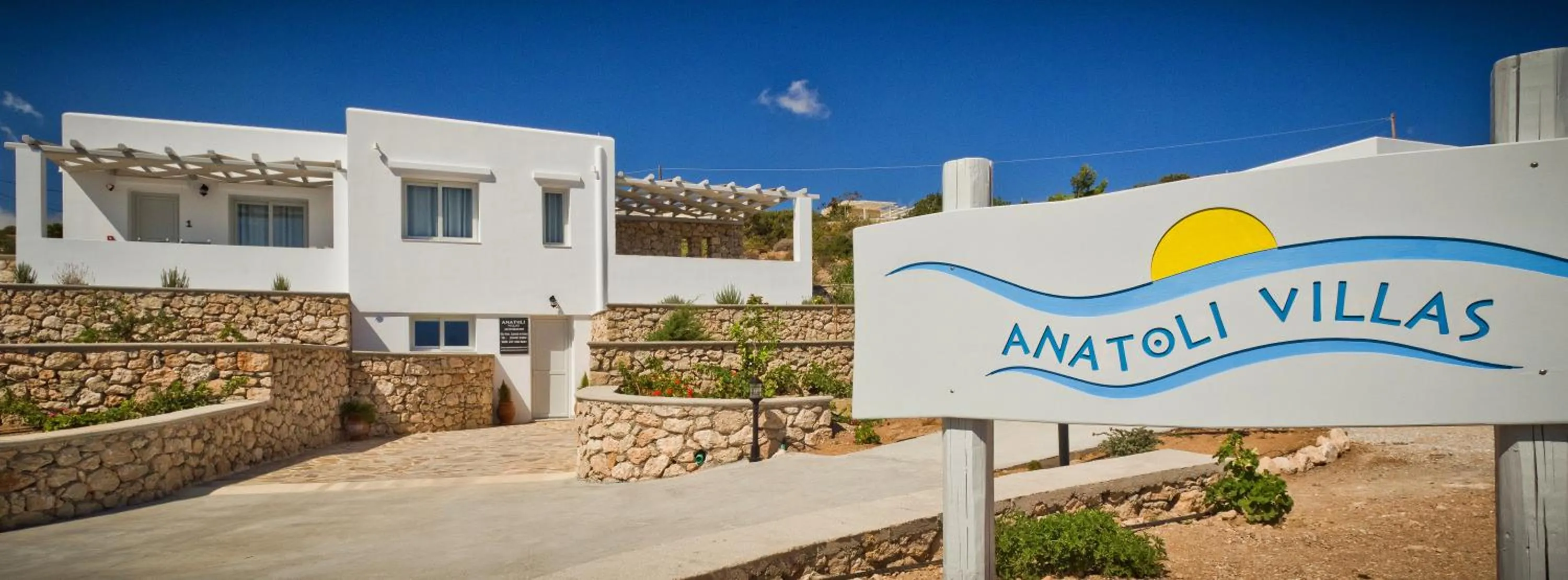 Facade/entrance in Alsalos villas