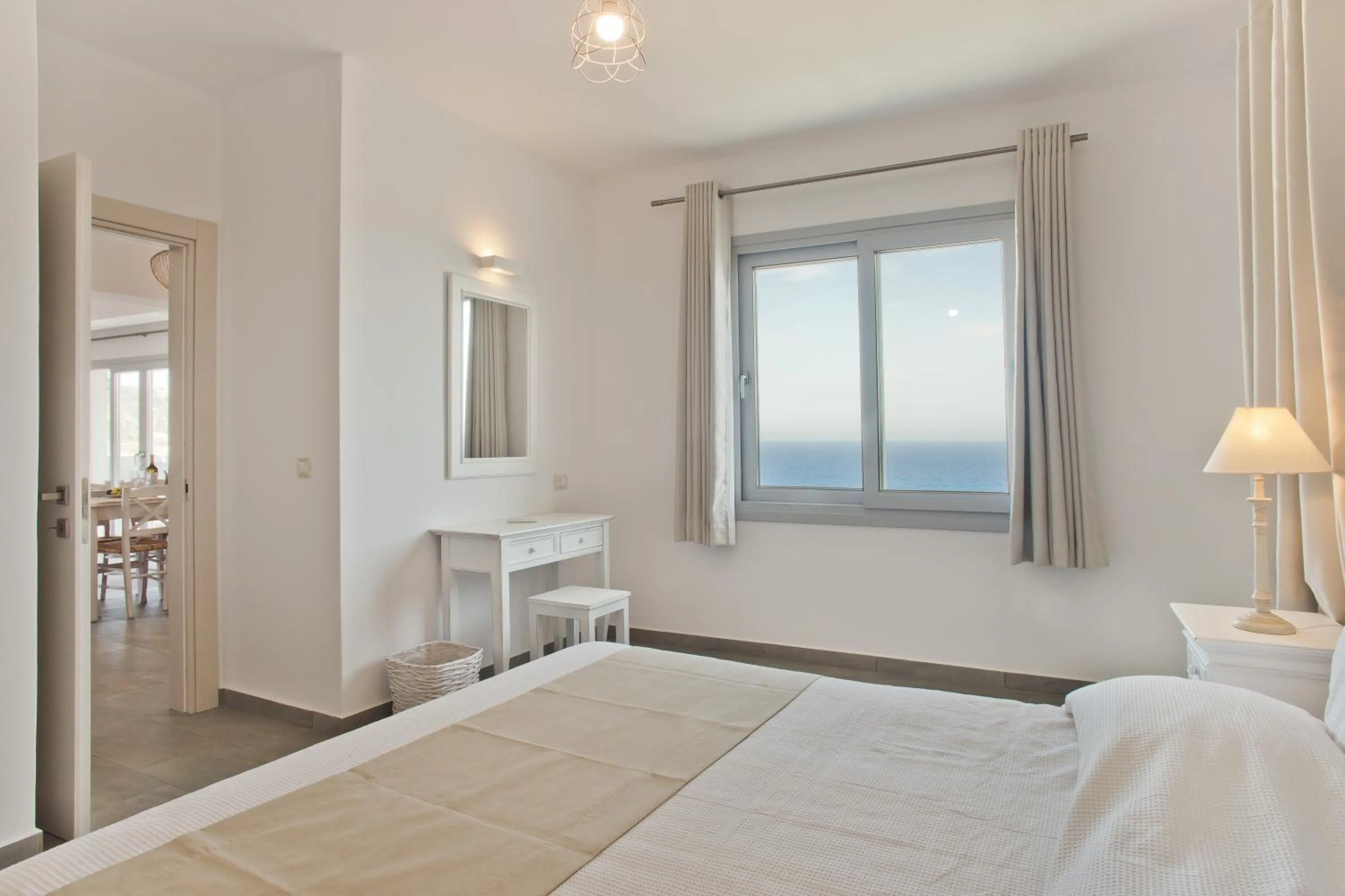 Bed in Alsalos villas