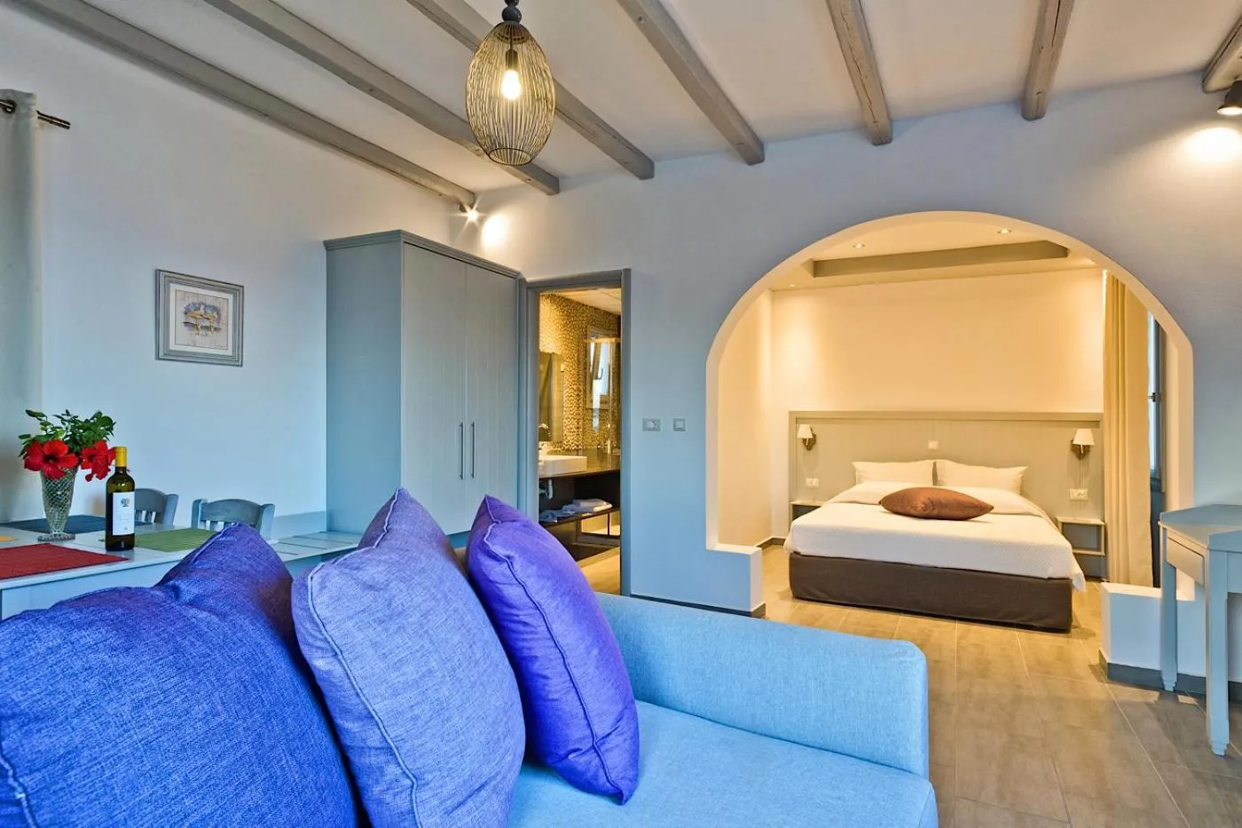 Bed in Alsalos villas