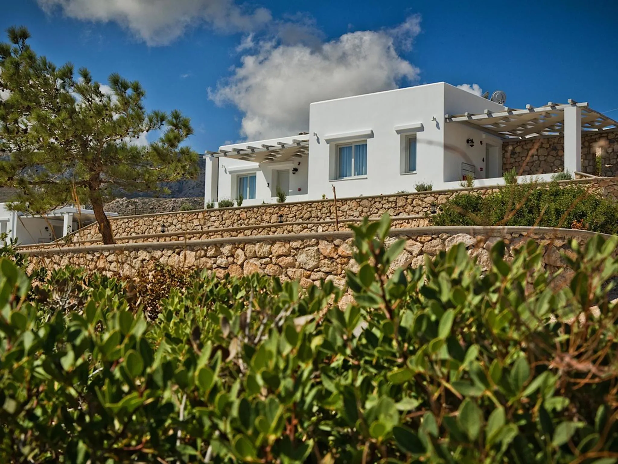 Street view in Alsalos villas