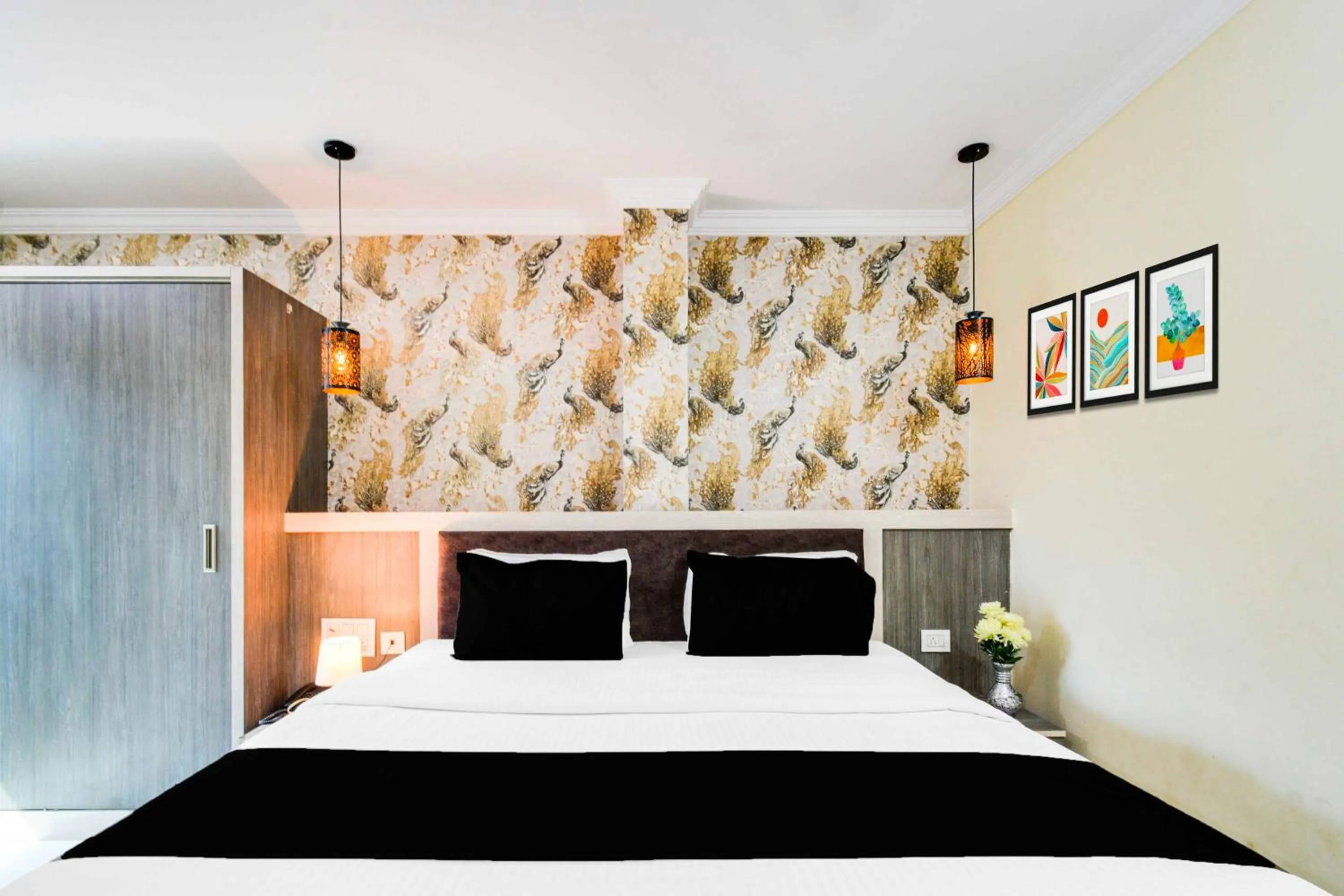 Bedroom, Bed in Townhouse Oak Shamshabad Paradise