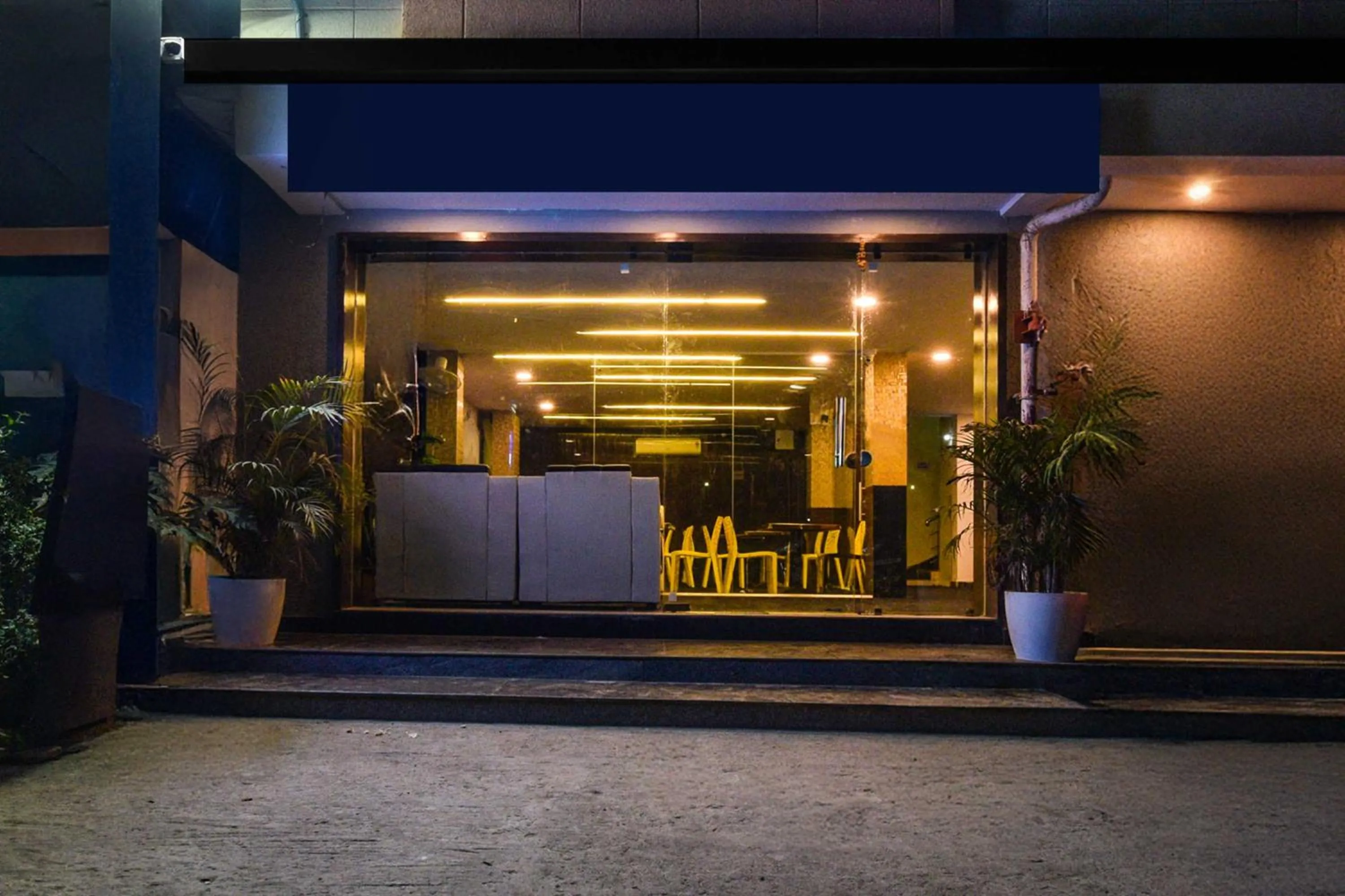 Facade/entrance in Townhouse Oak Shamshabad Paradise