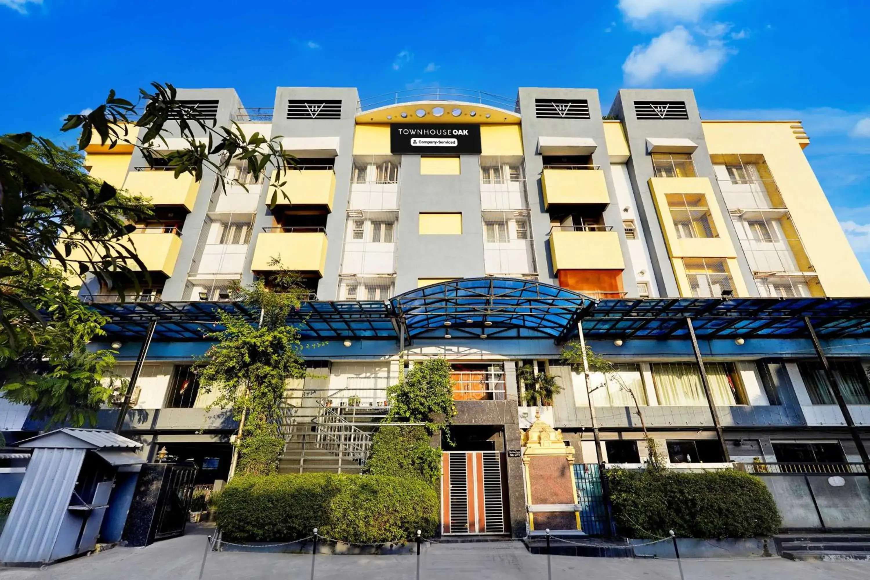 Townhouse Oak Pallikarani Near Balaji Dental College Townhouse Oak Pallikarani Near Balaji Dental College