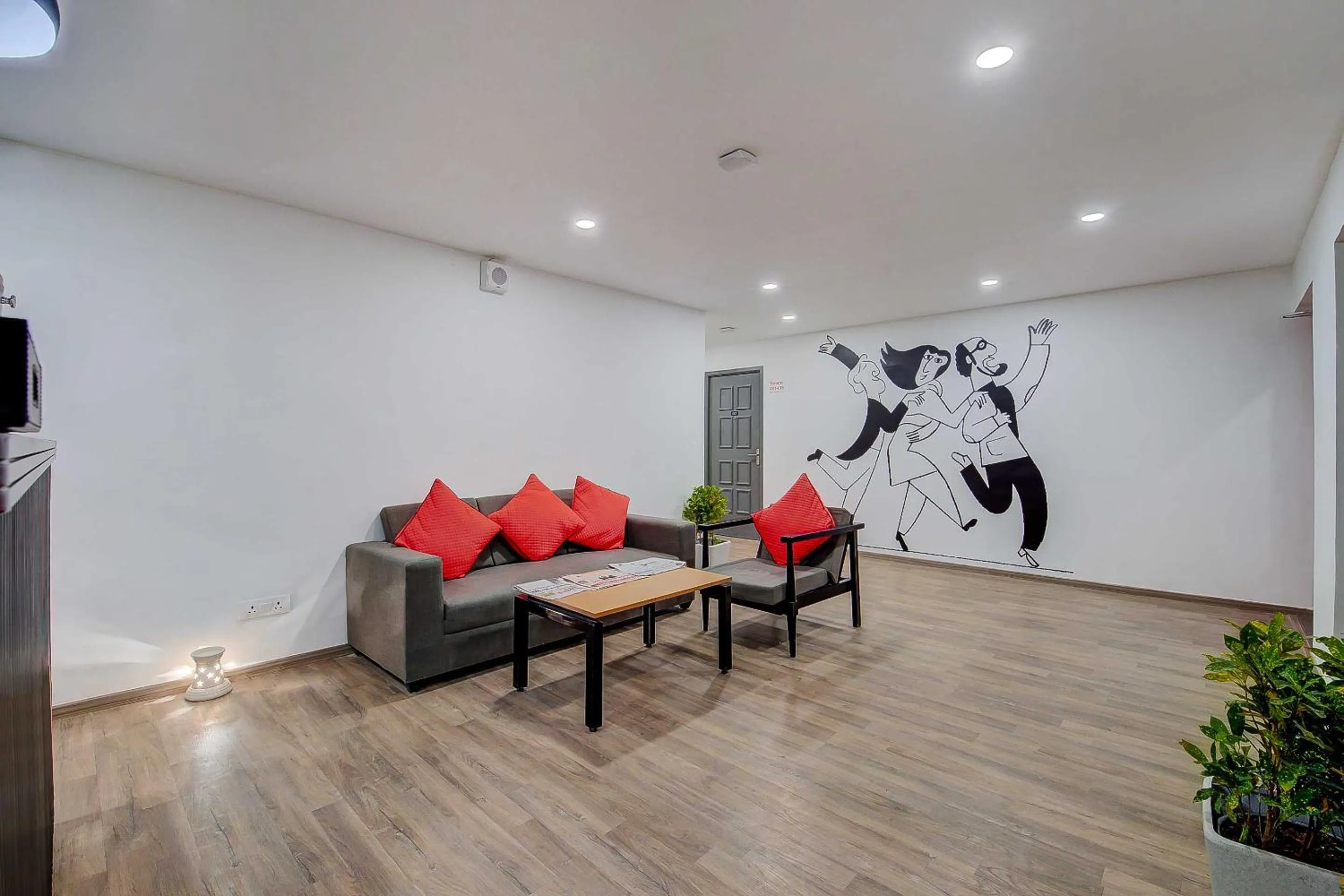 Lobby or reception in Collection O Tynampet Metro Station