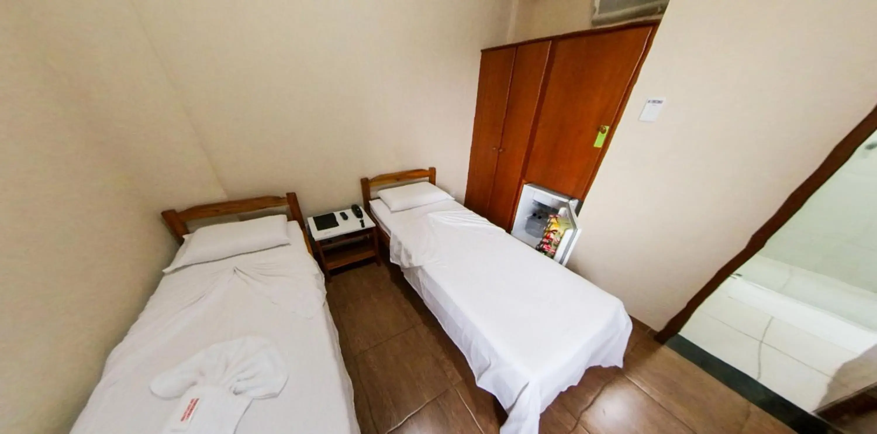 Luxury Twin Room - single occupancy in QualyLeste Hotel Luxury Twin Room - single occupancy in QualyLeste Hotel