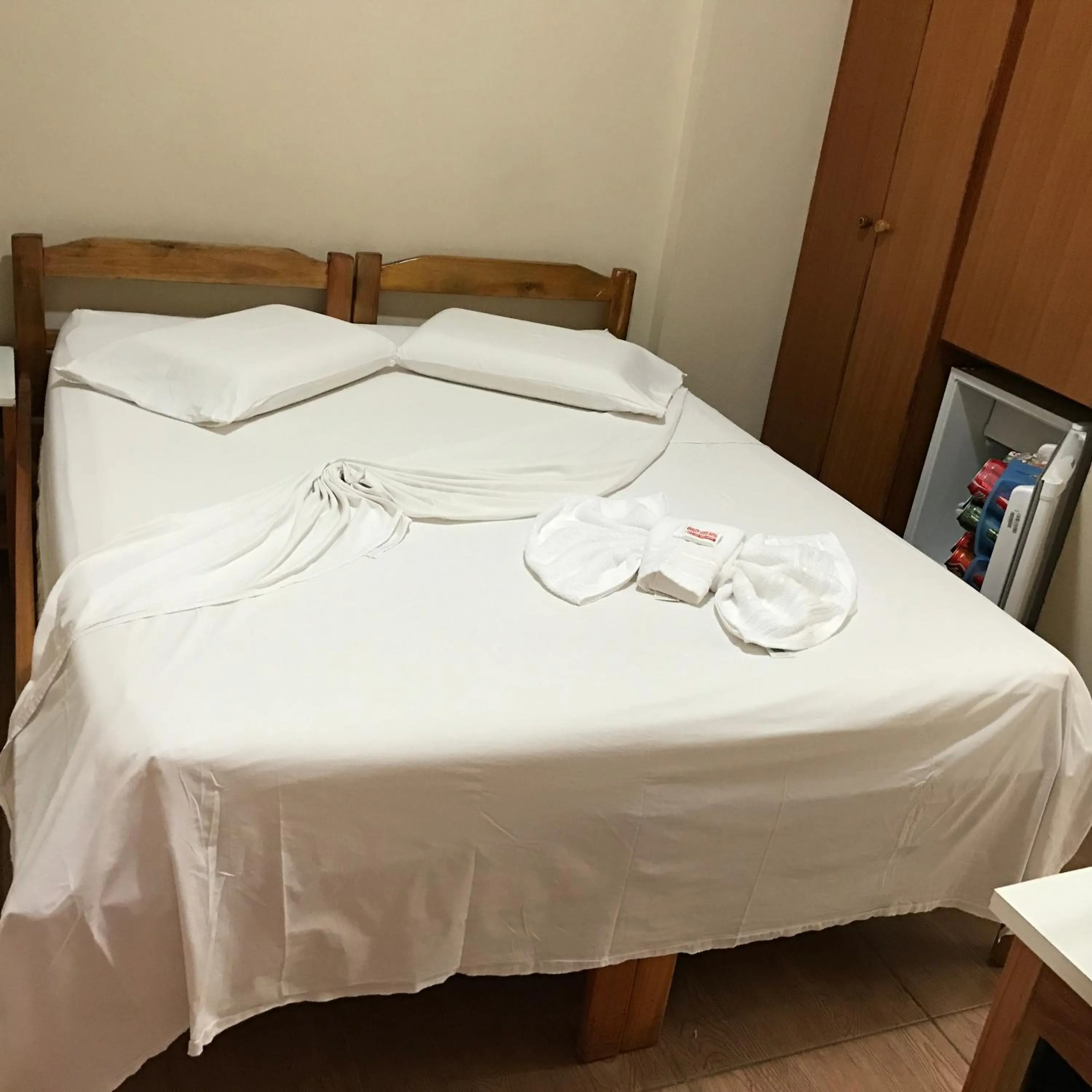 Bedroom, Bed in QualyLeste Hotel