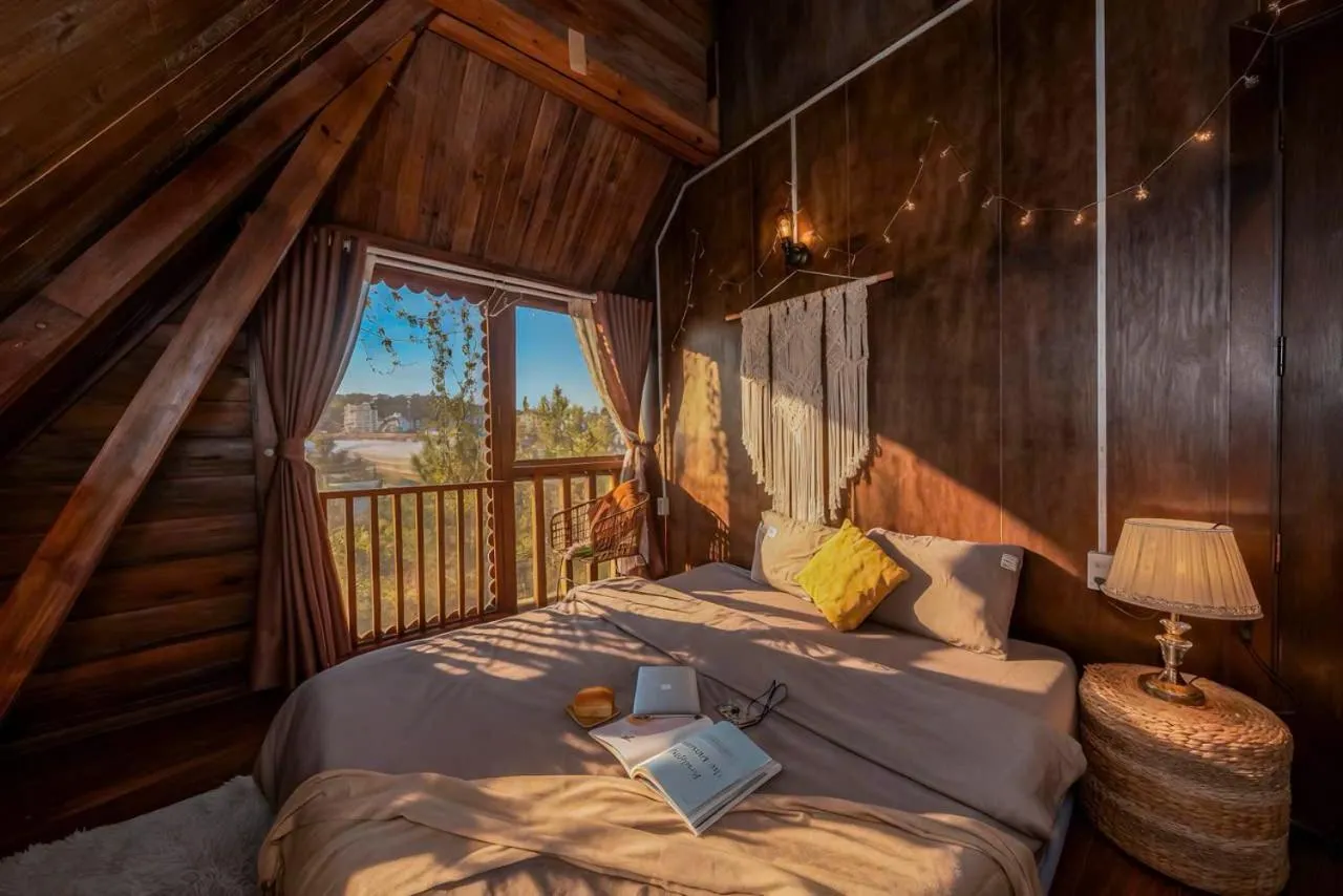 Bed in Zen Homestay Đà Lạt