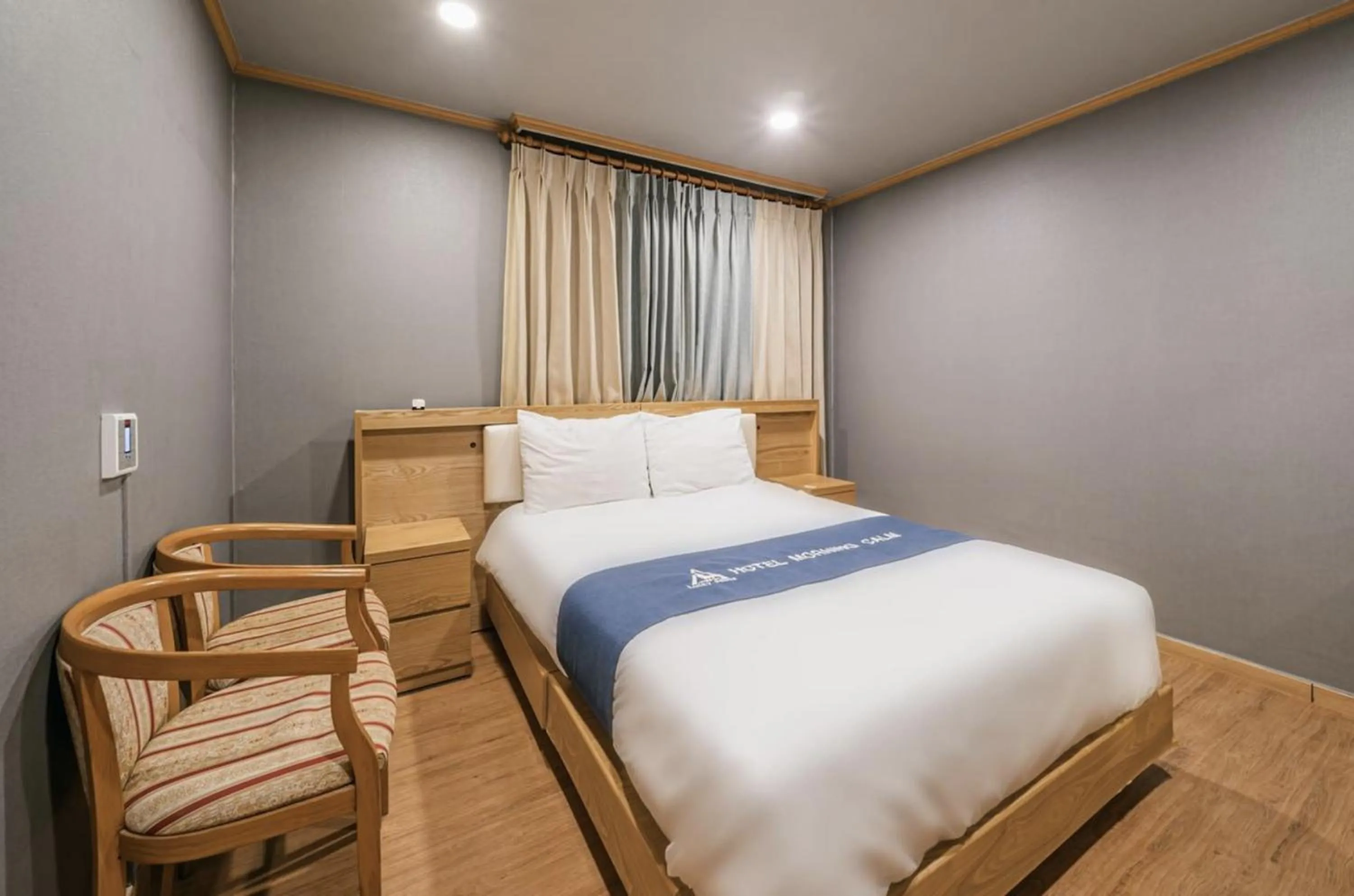 Bed in Morning Calm Jeju