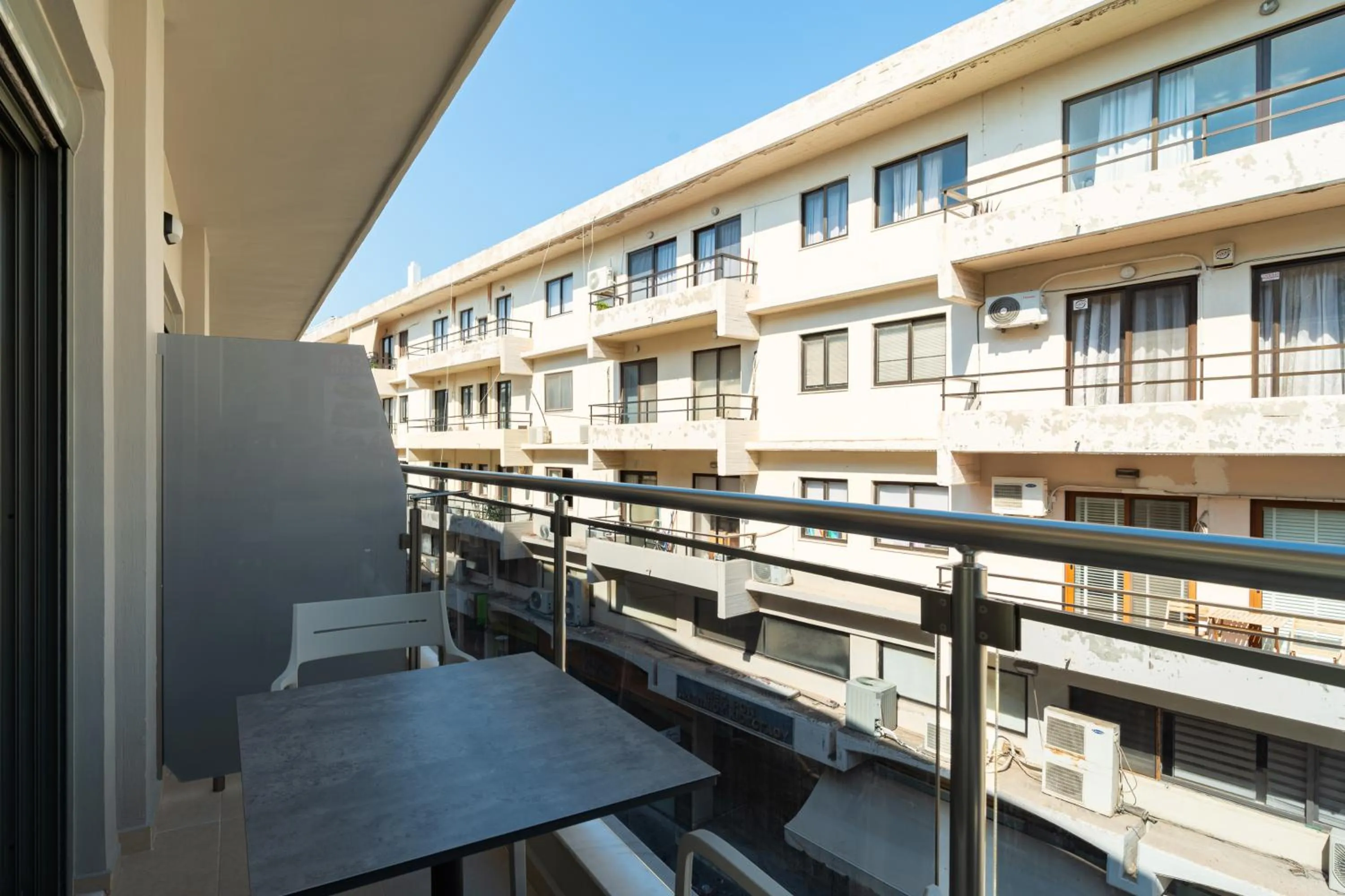 Balcony/Terrace in Philia Center Suites