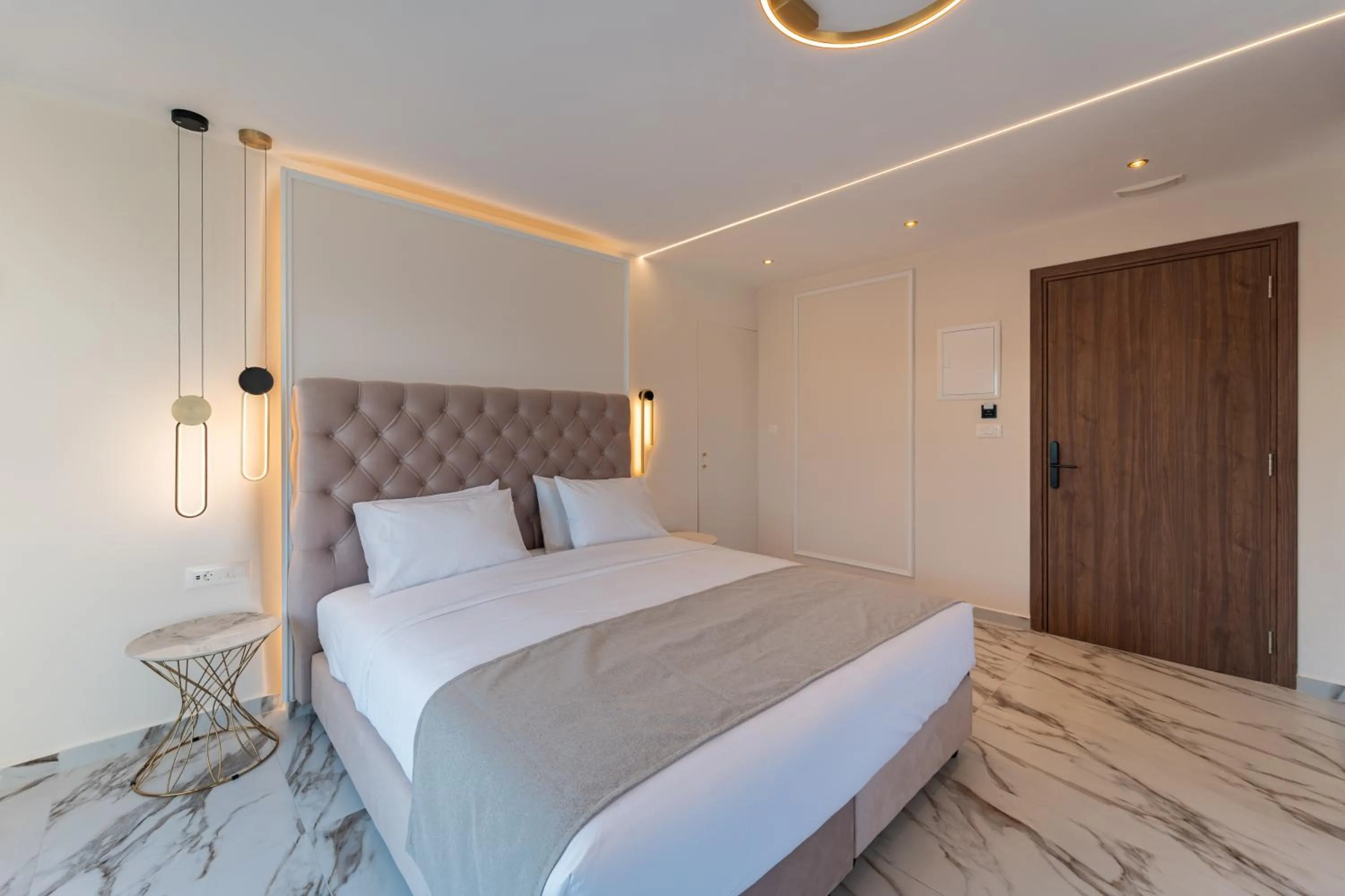 Bedroom, Bed in Philia Center Suites