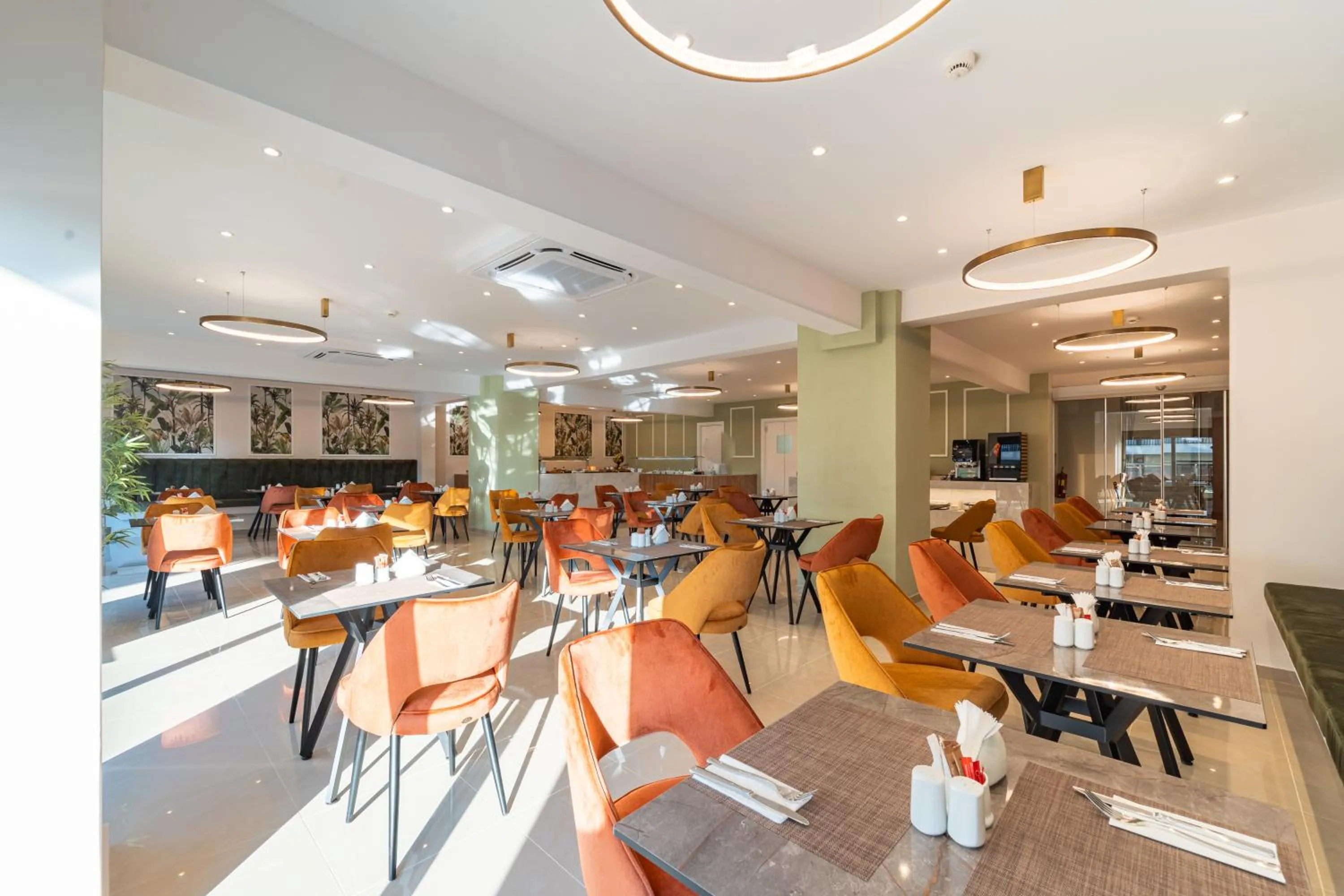 Breakfast in Philia Center Suites