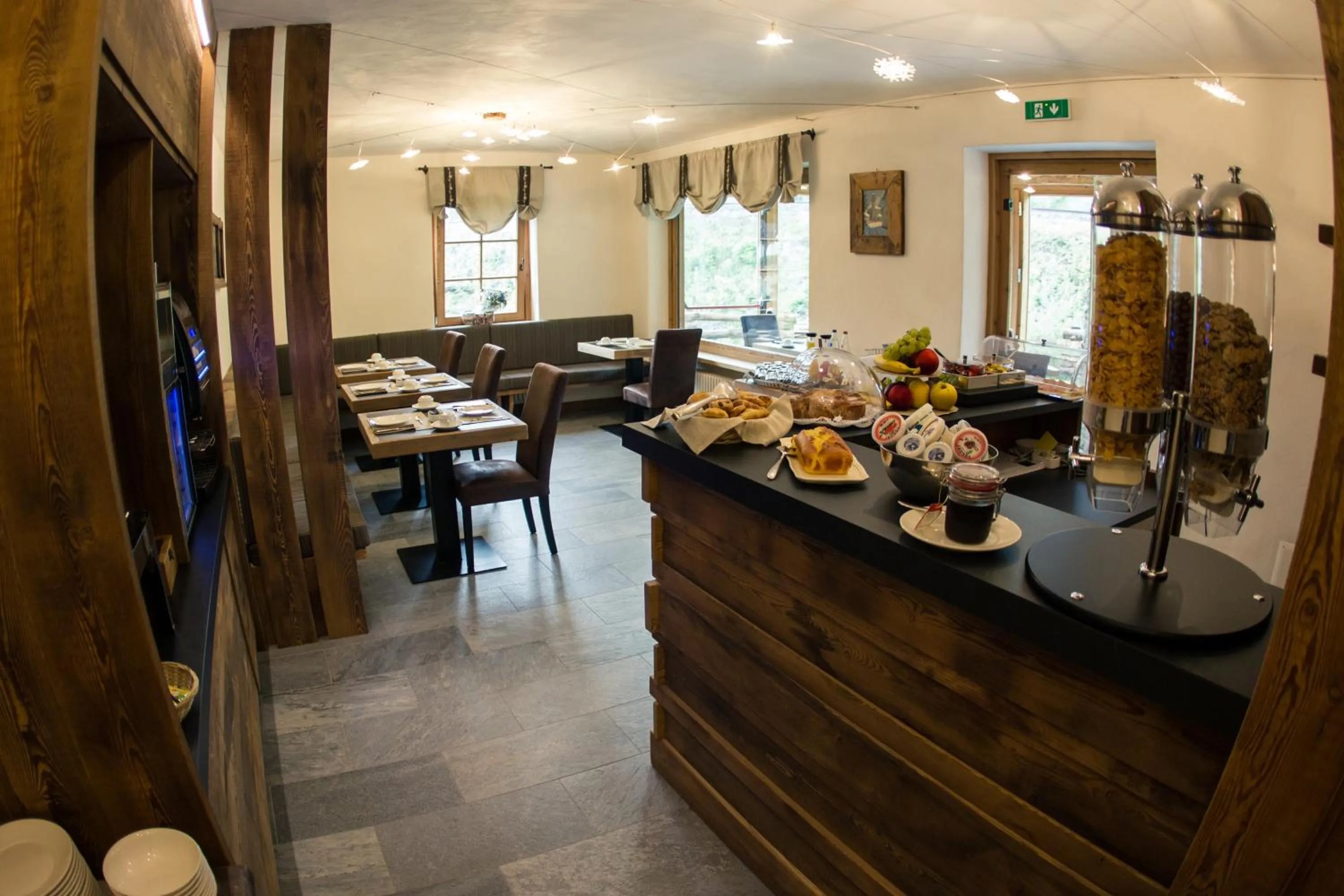 Restaurant/places to eat in Hotel Les Montagnards