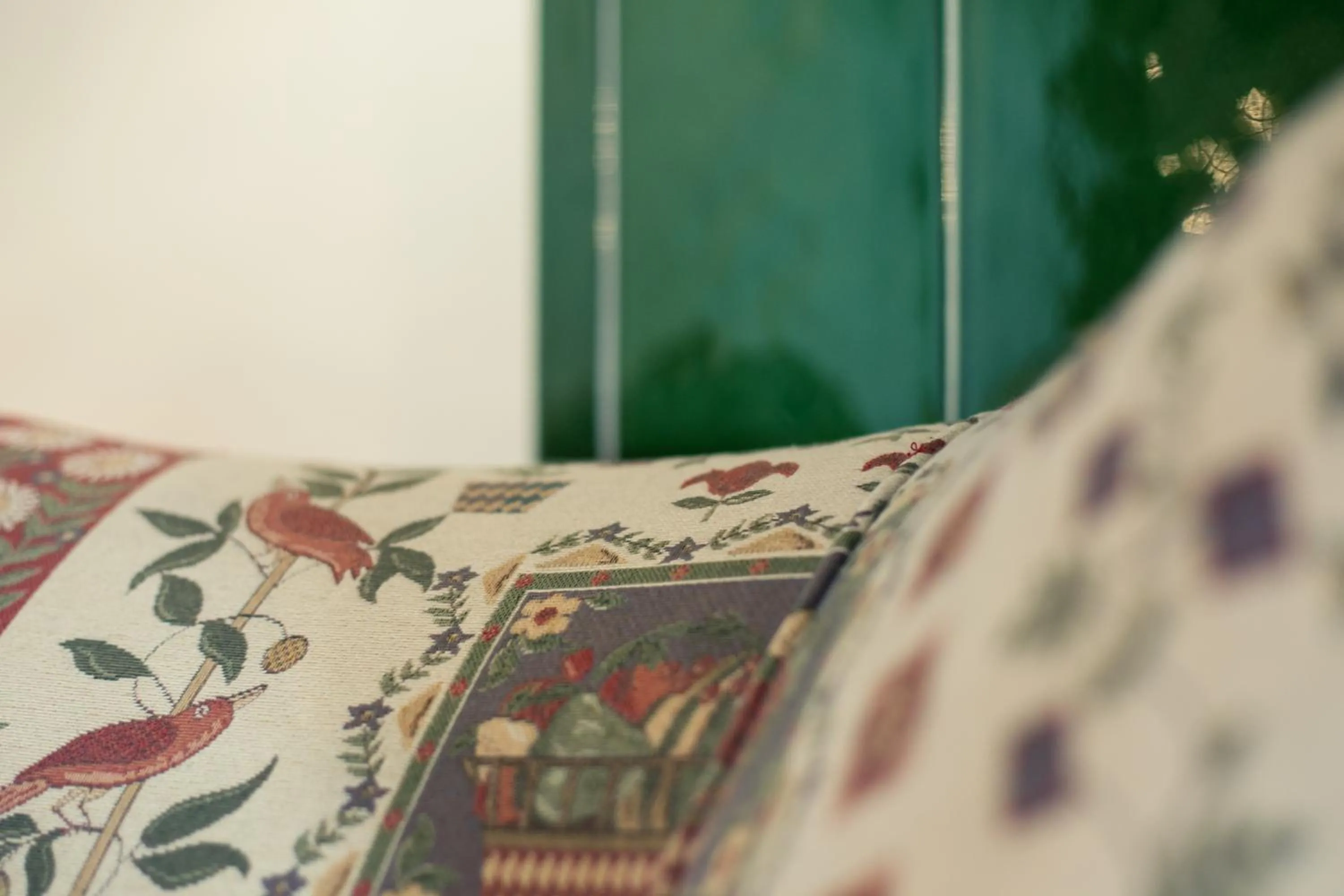 Decorative detail, Bed in Hotel Les Montagnards