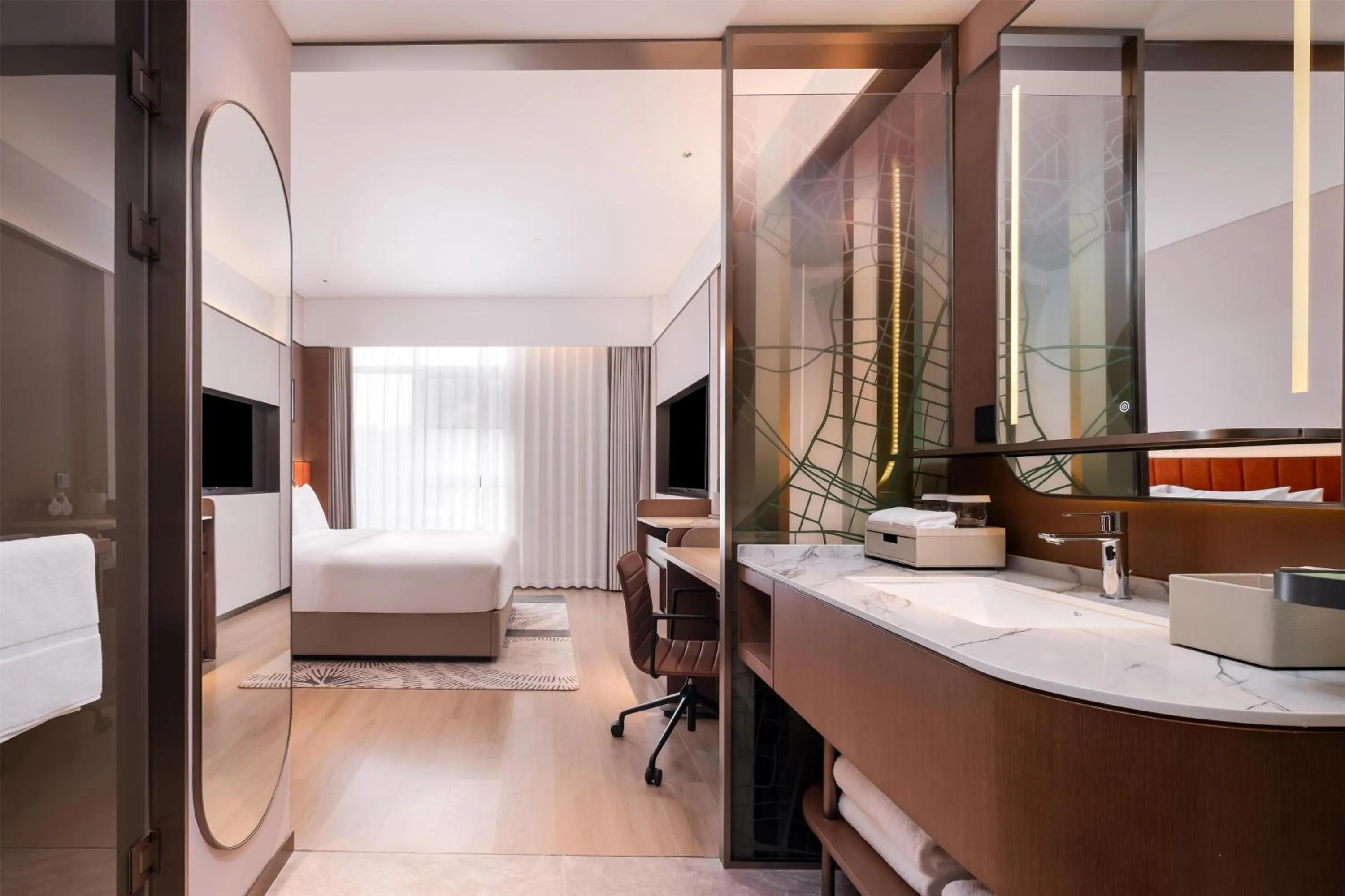 Bathroom, Bed in Hilton Garden Inn Xinyang East Railway Station
