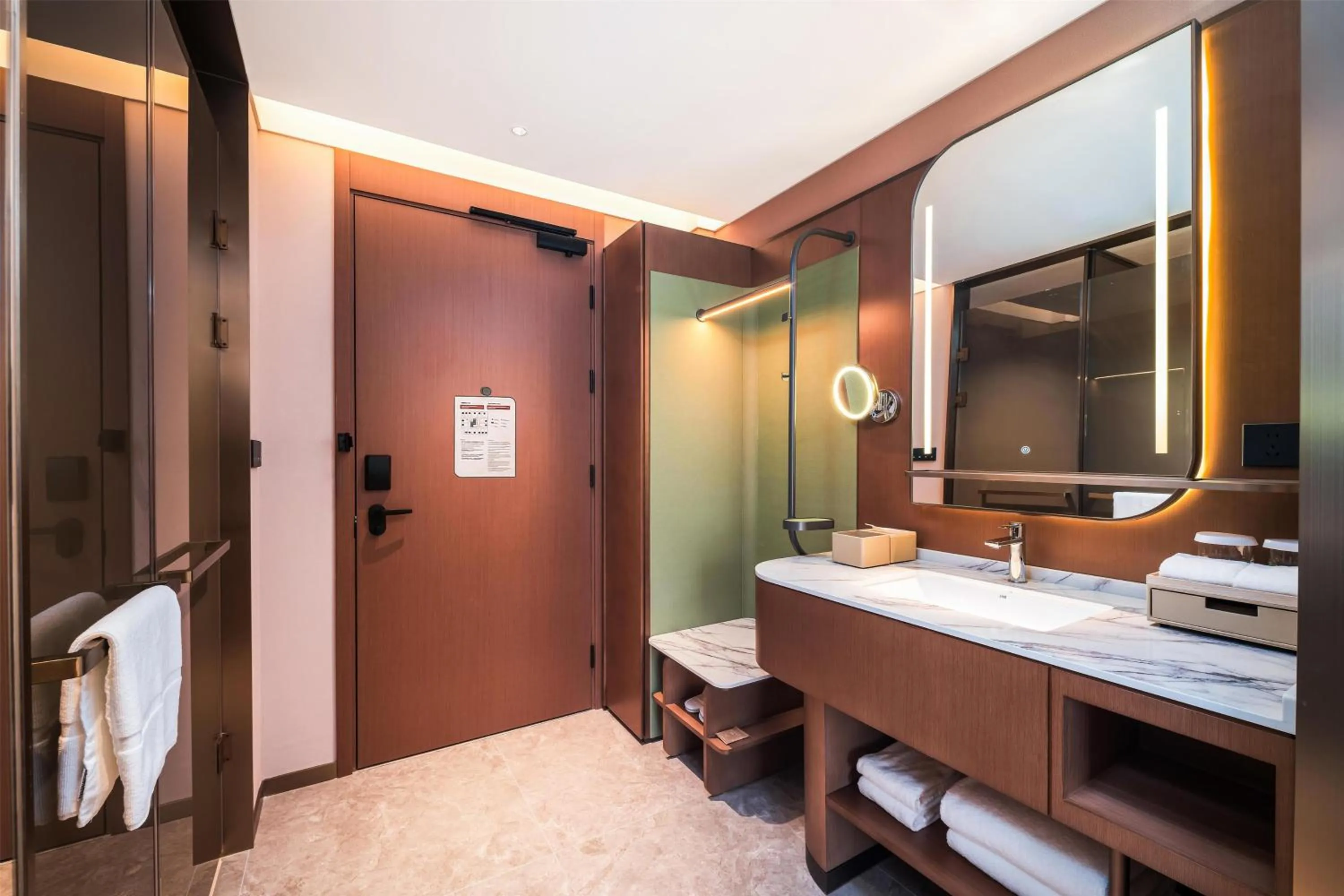 Bathroom in Hilton Garden Inn Xinyang East Railway Station