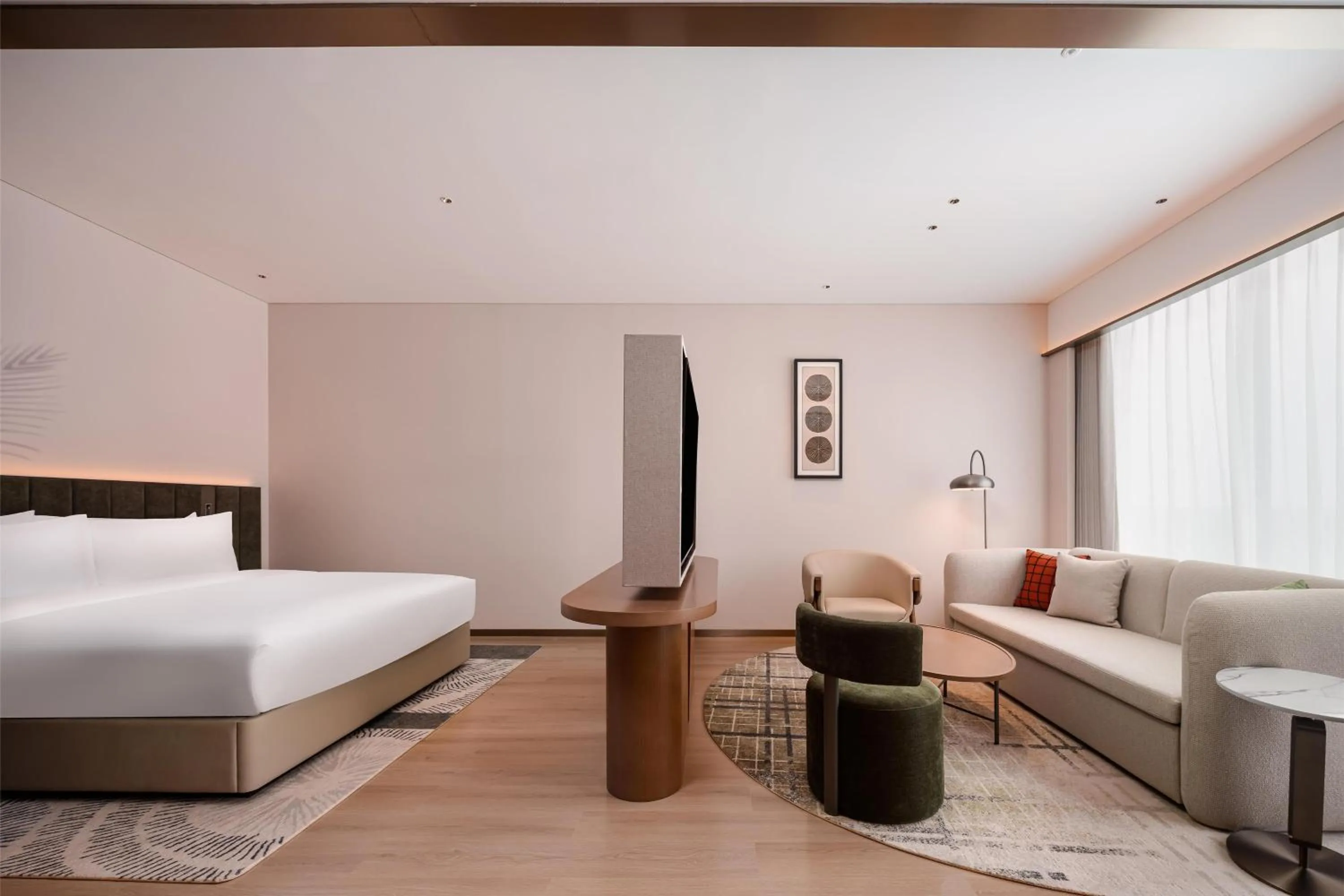 Living room, Bed in Hilton Garden Inn Xinyang East Railway Station