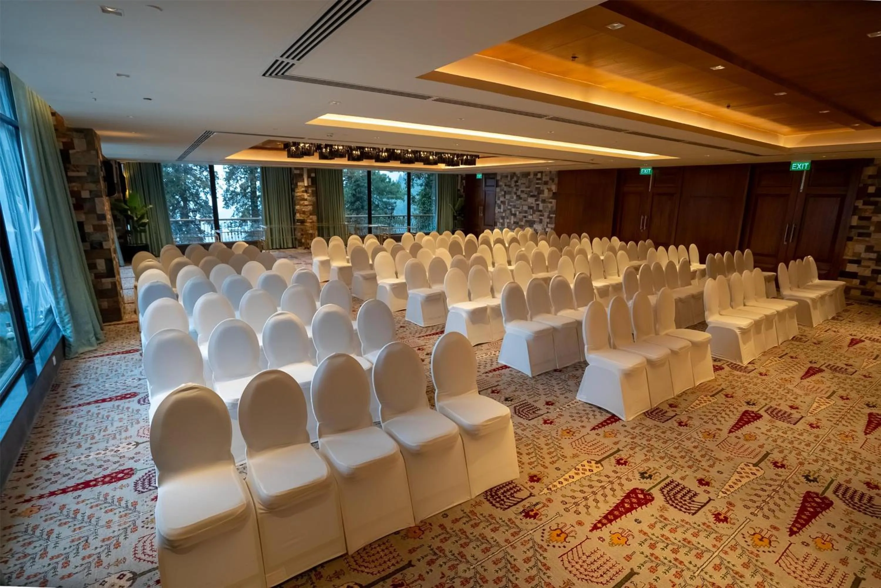 Meeting/conference room in Doubletree By Hilton Nathiagali
