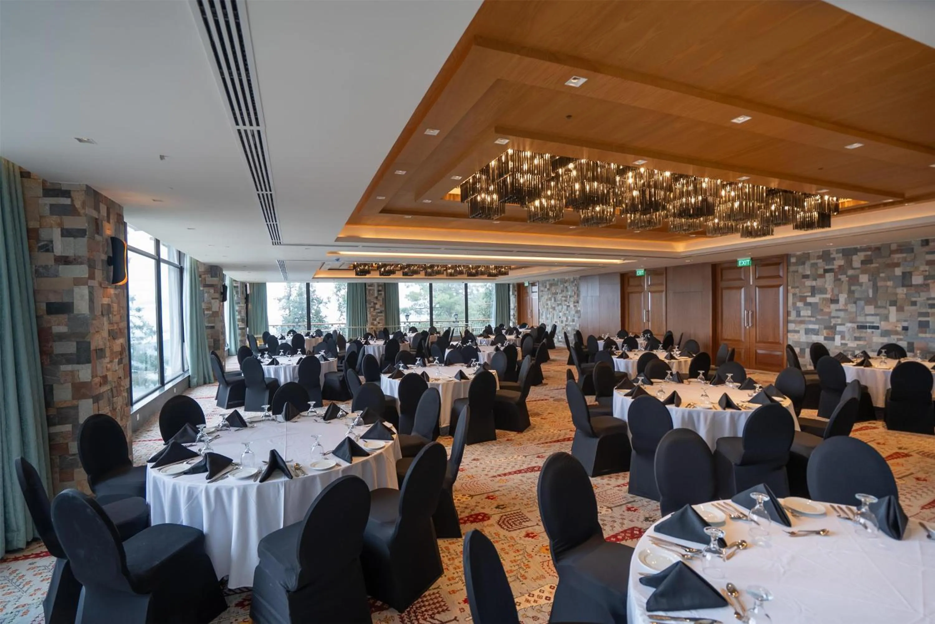 Meeting/conference room in Doubletree By Hilton Nathiagali