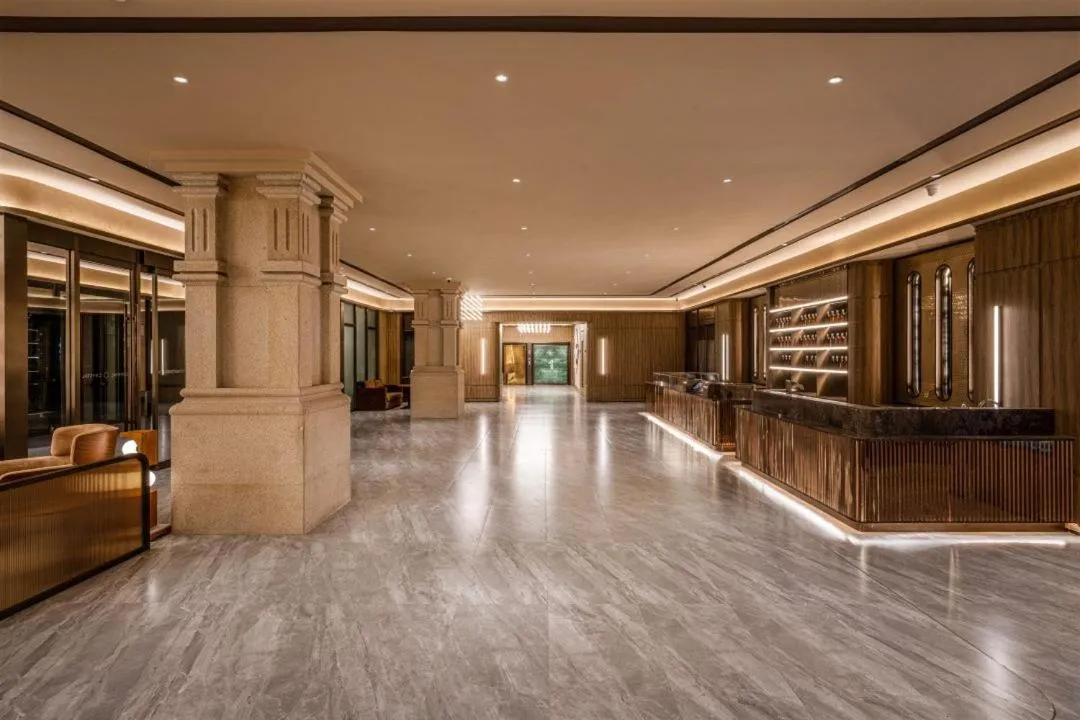 Lobby or reception in Tianjin Jinwan Plaza Orange Crystal Hotel