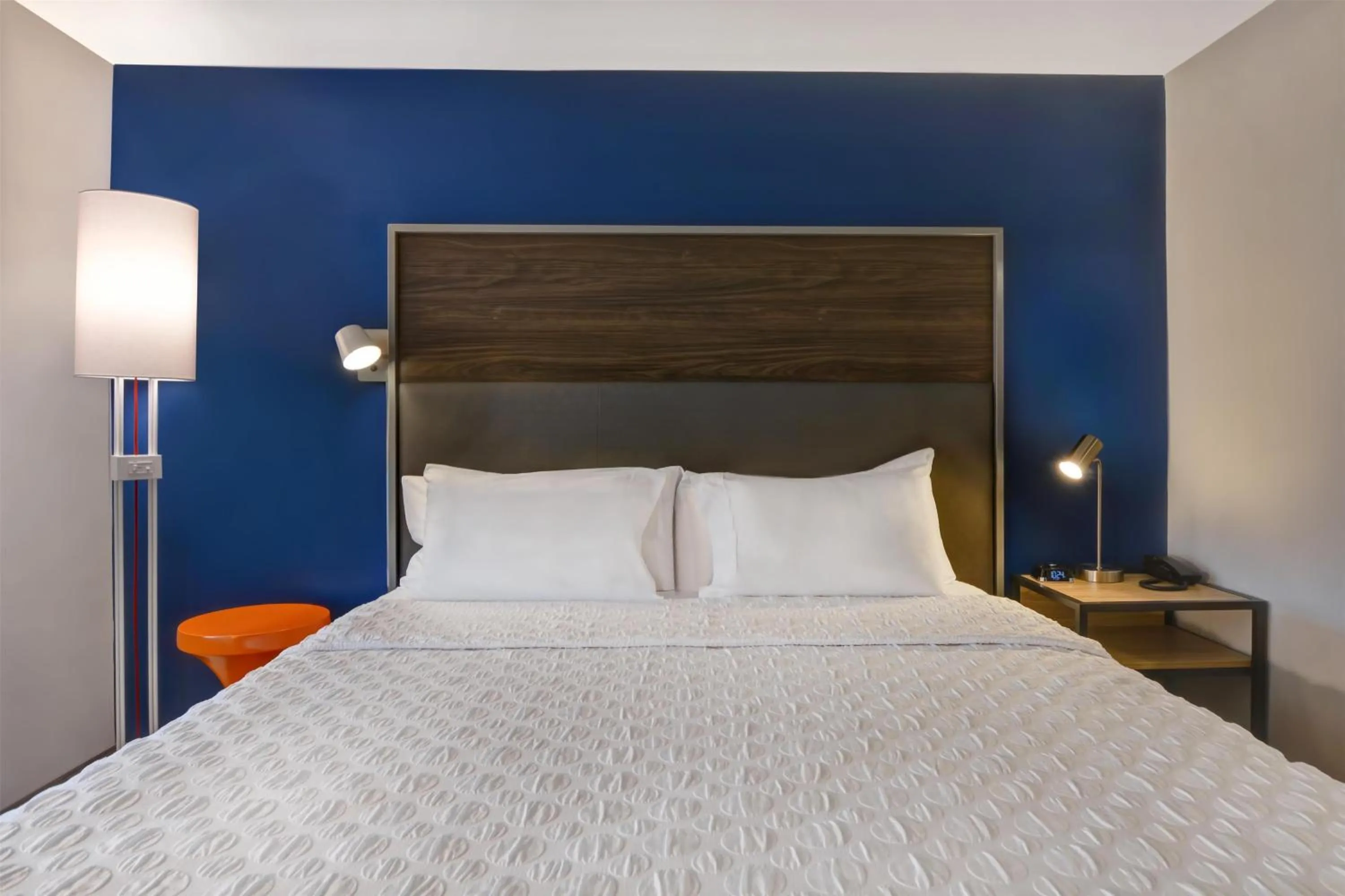 Bed in Tru By Hilton Augusta Washington Road