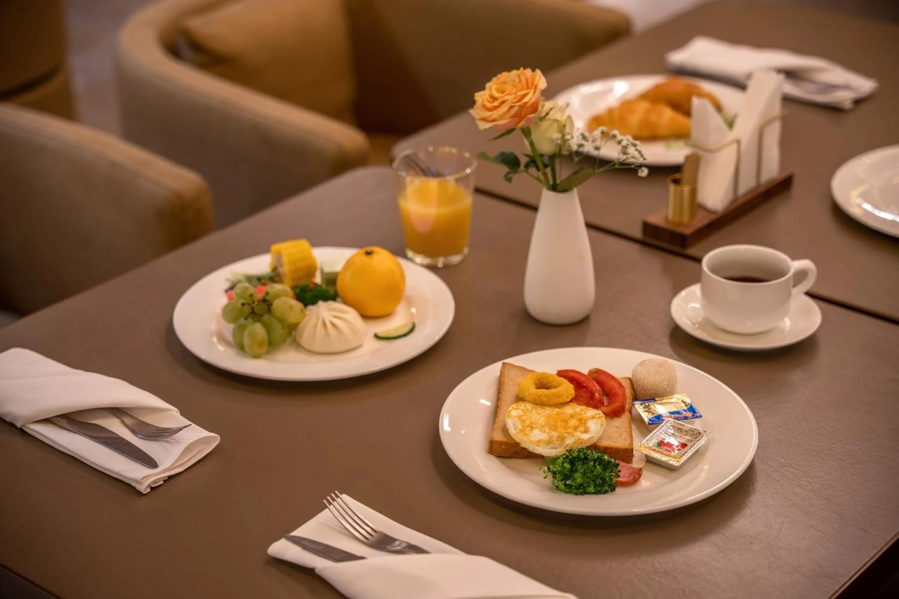 Restaurant/places to eat in Jingdong Headquarters Crystal Orange Hotel, Yizhuang, Beijing