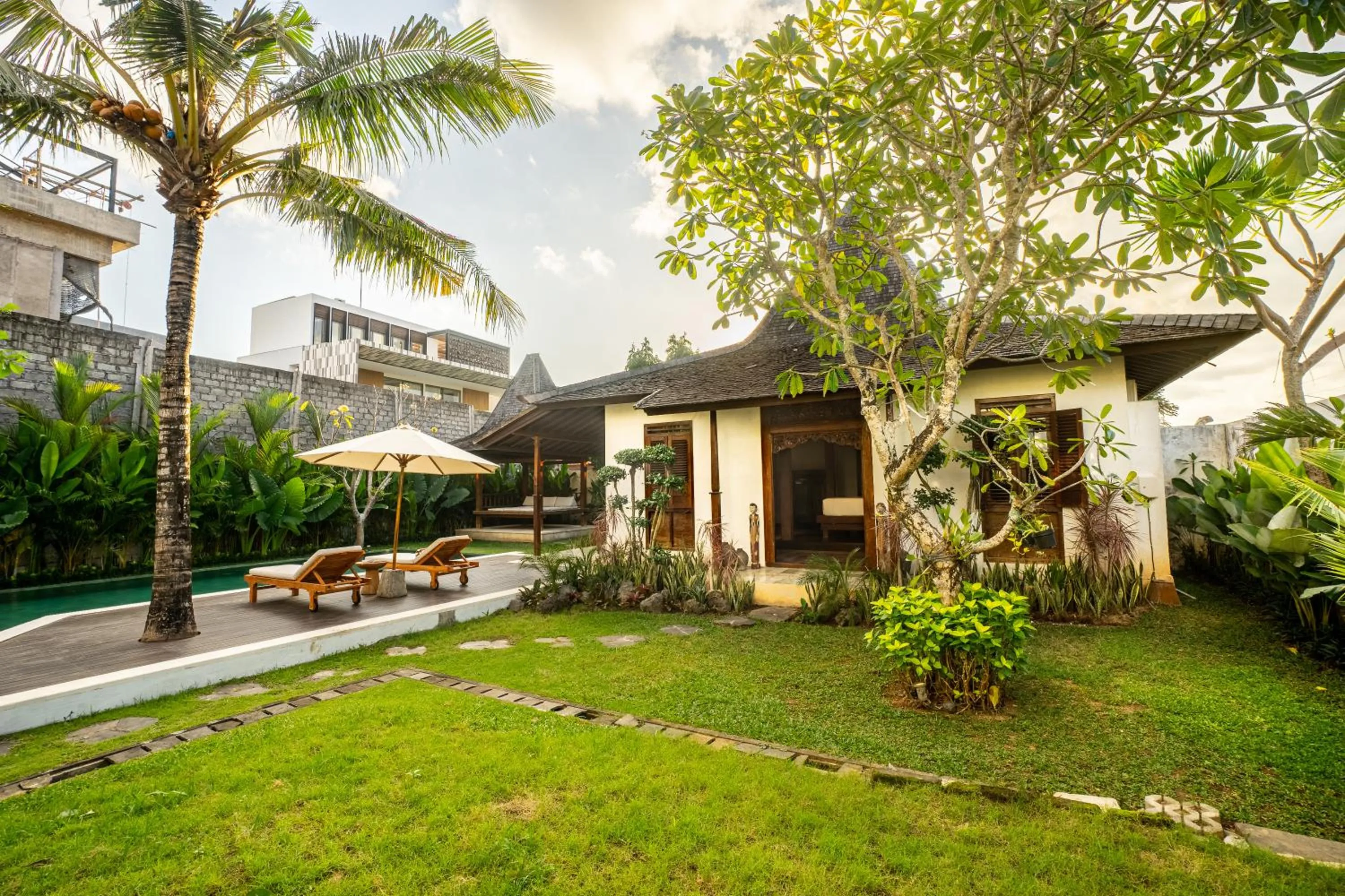 Property building in Villa Tropical Svasti by Nakula