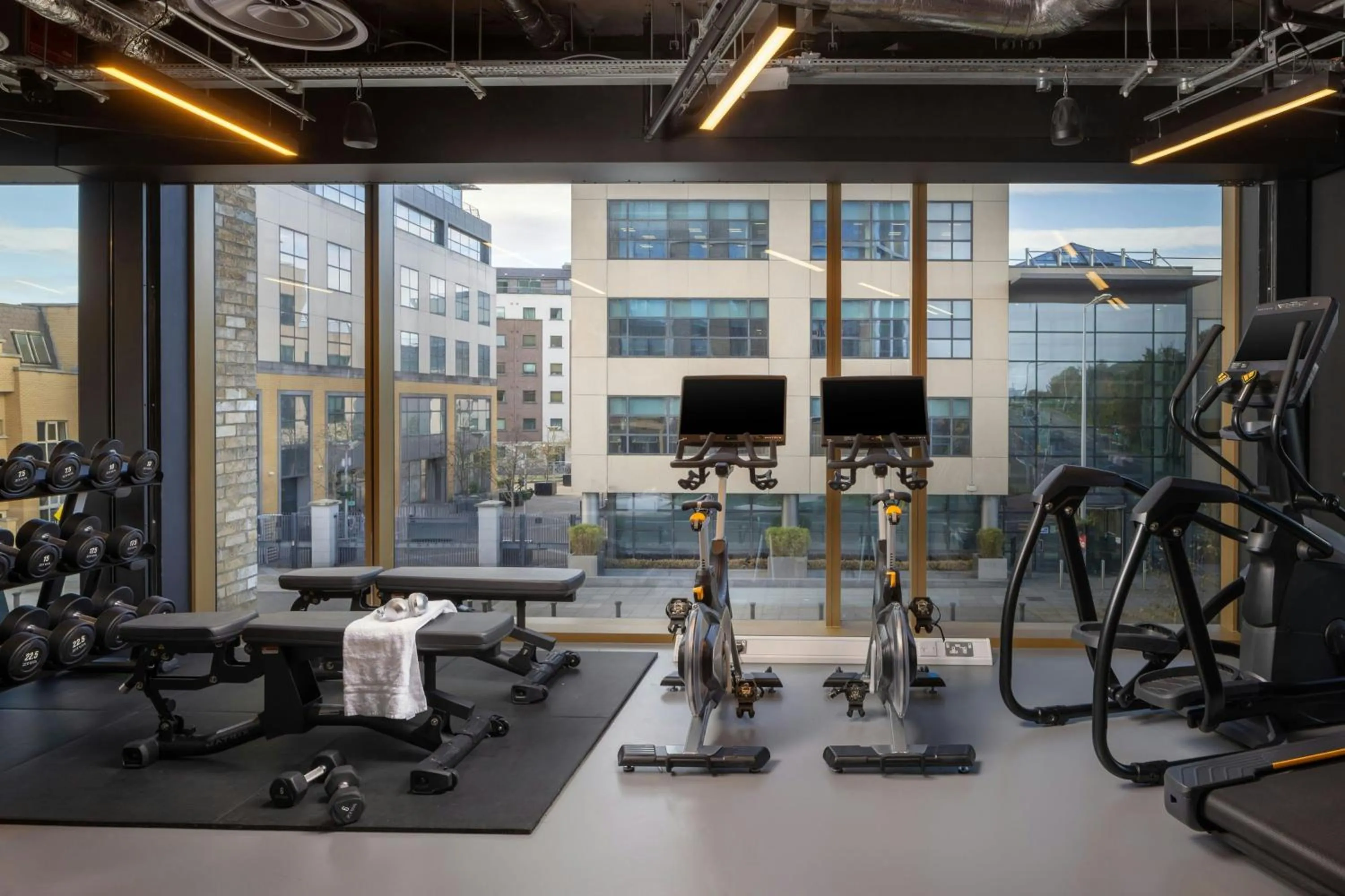 Fitness centre/facilities in Moxy Dublin Docklands