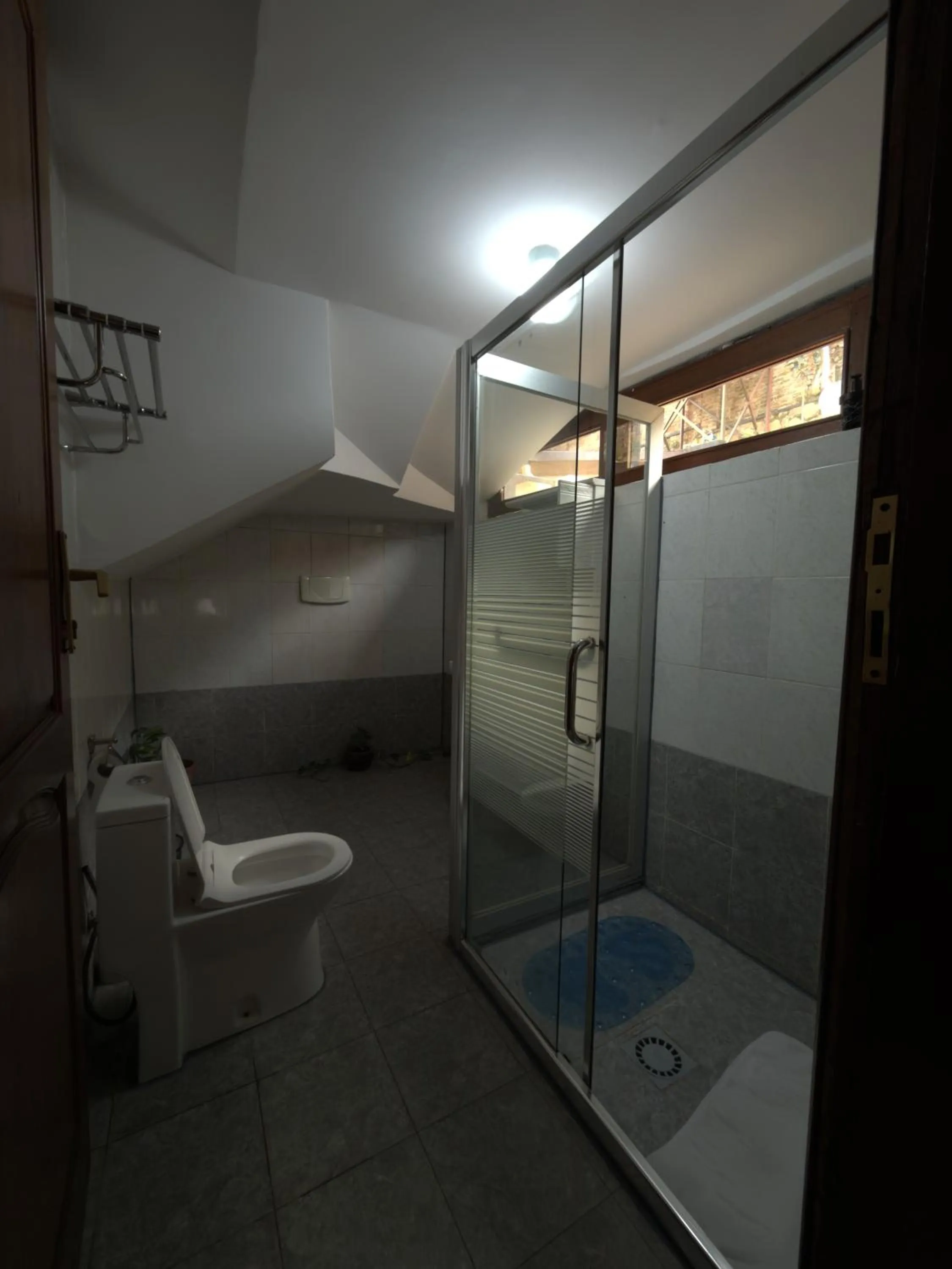 Bathroom in Eagle View Golf