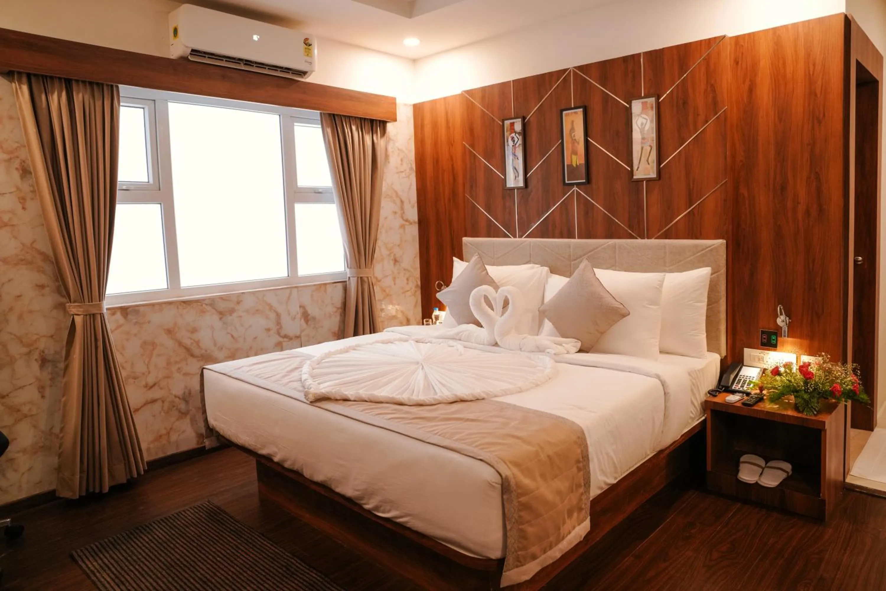 Bed in Harikaa Resort