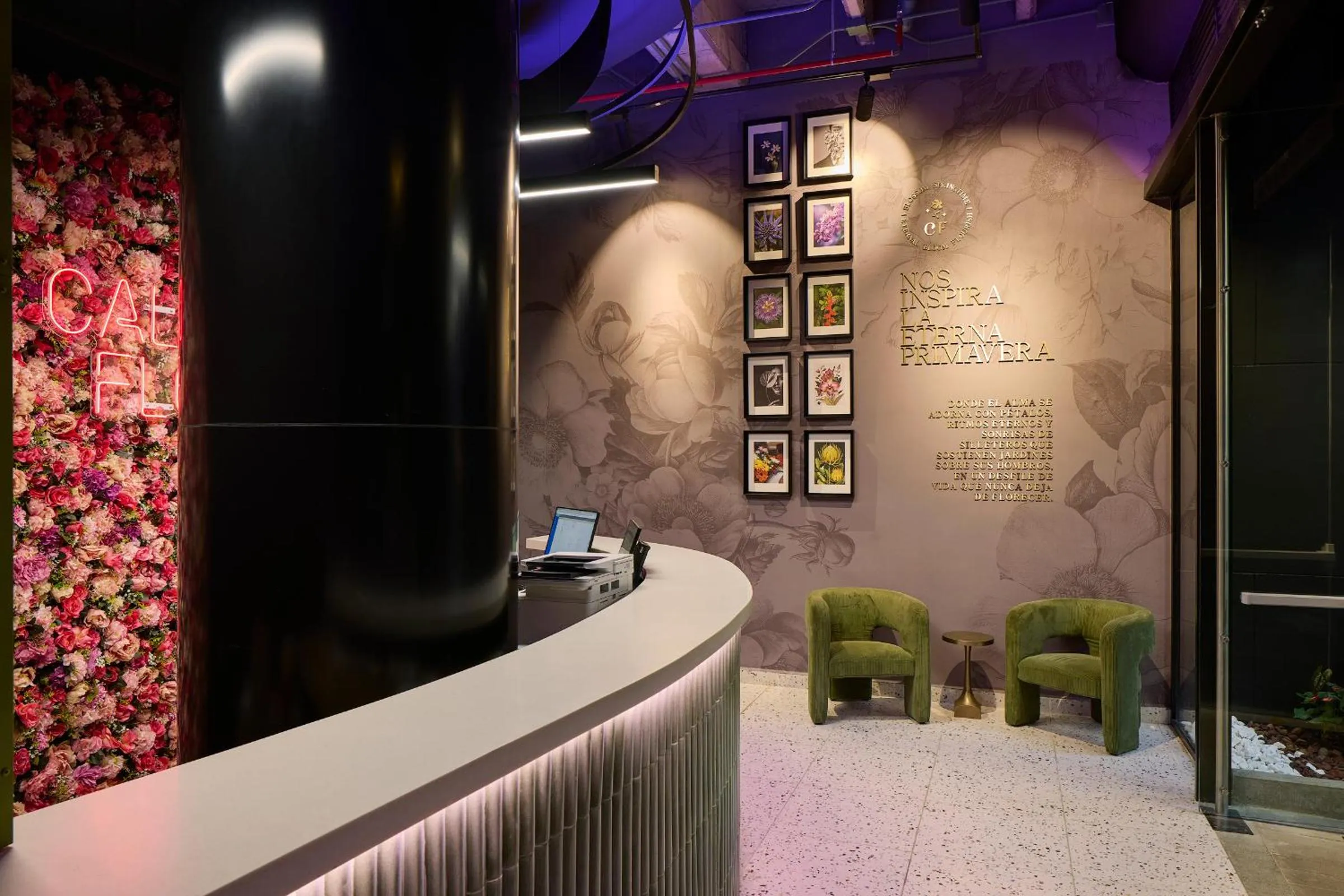 Property building in Calle Flora Hotel by Jalo