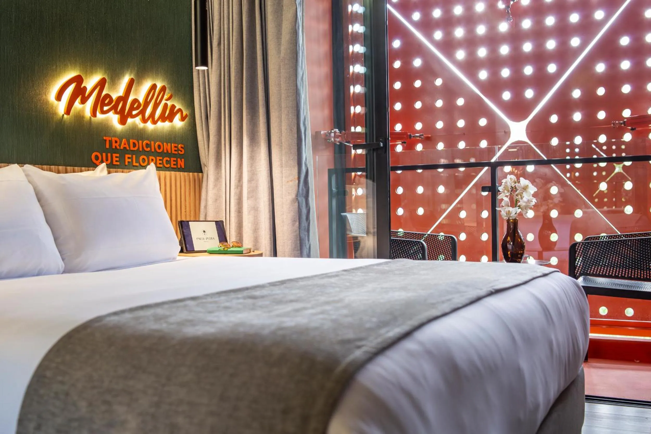 Bedroom, Bed in Calle Flora Hotel by Jalo