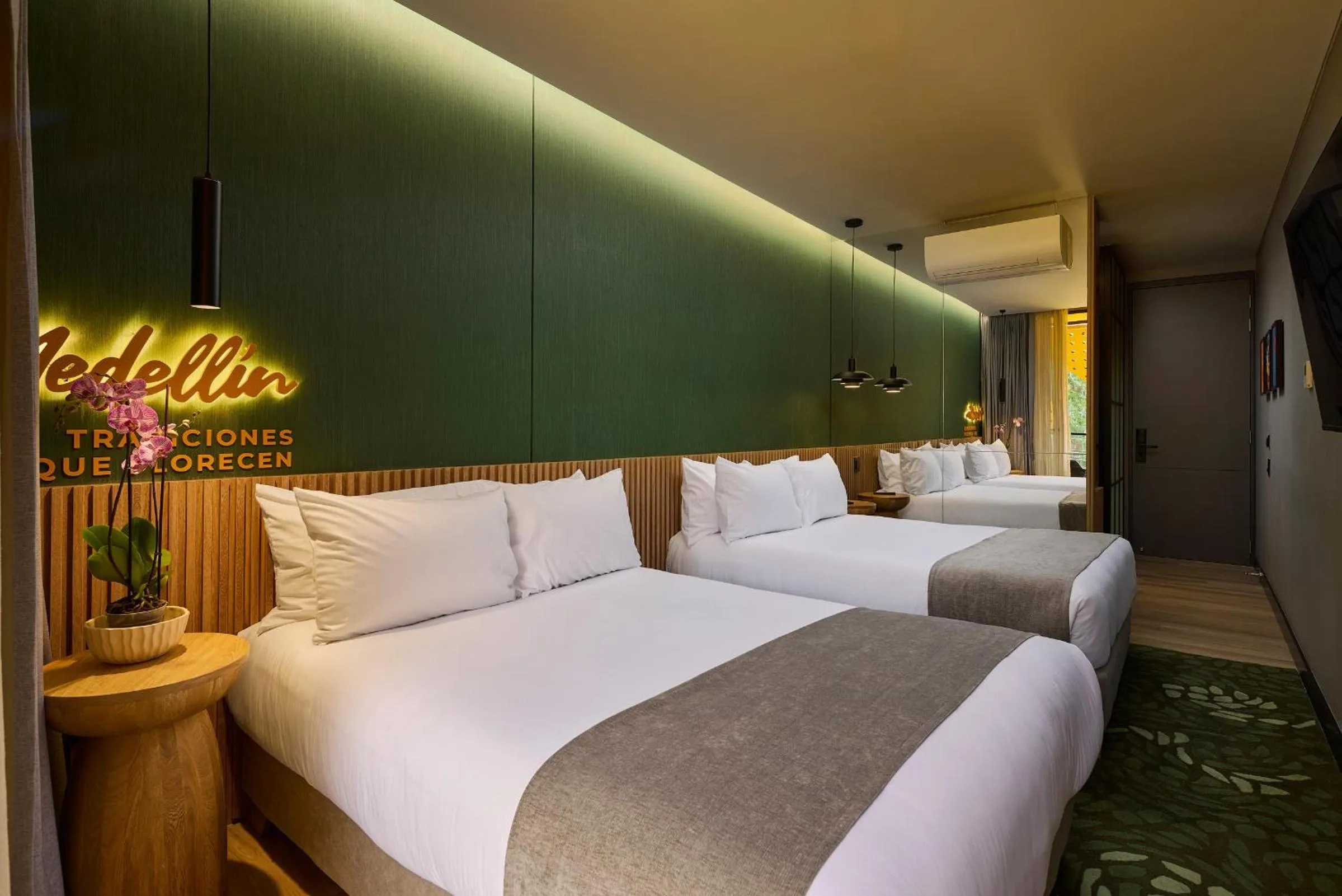 Bedroom, Bed in Calle Flora Hotel by Jalo